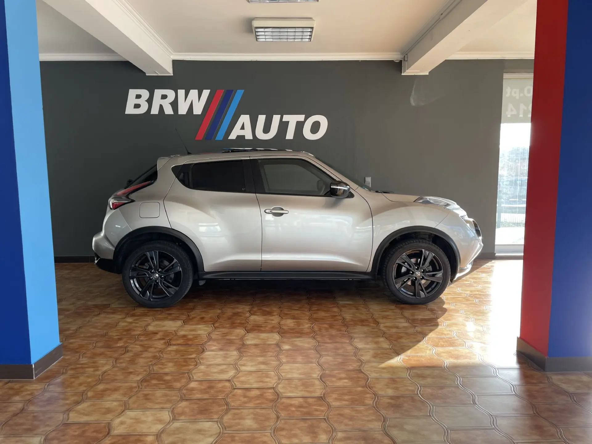 Nissan Juke 1.5 dCi Tekna Pack Exterior 2 Black Tokyo 6