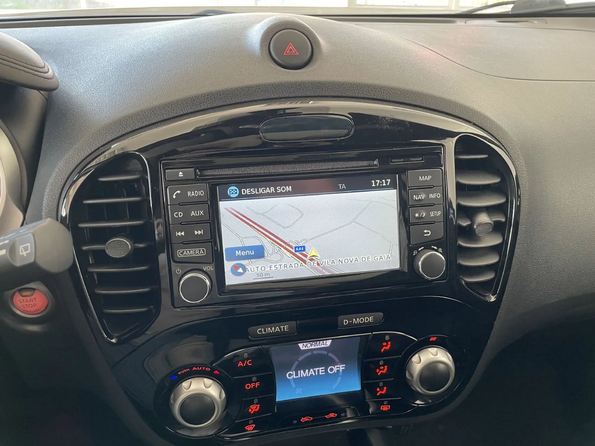 Nissan Juke 1.5 dCi Tekna Pack Exterior 2 Black Tokyo 13