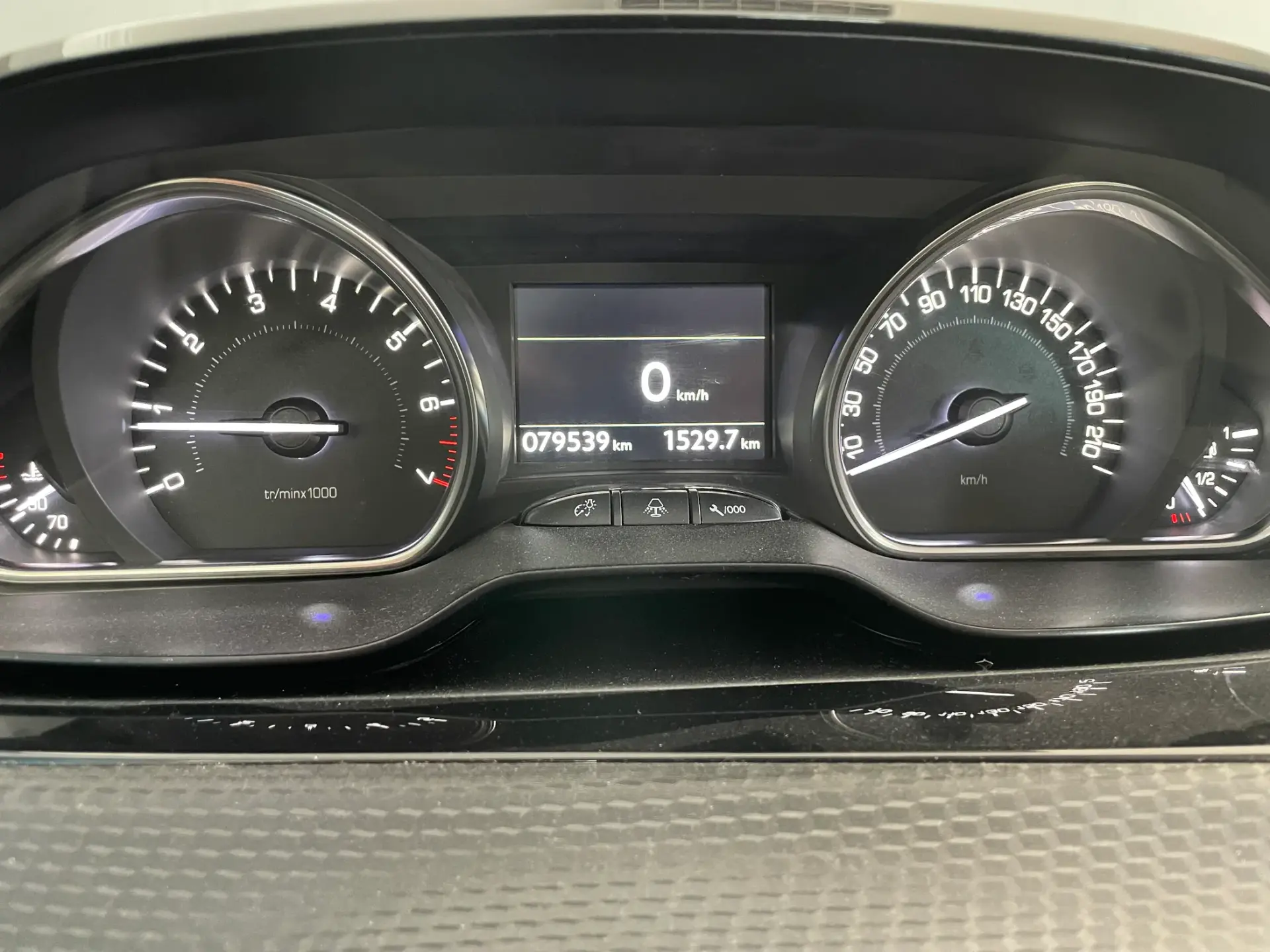 Peugeot 2008 1.2 PureTech Crossway 18