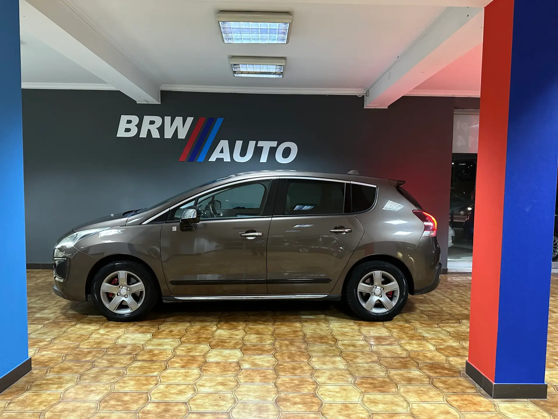 Peugeot 3008 2.0 HDi Hybrid4 2