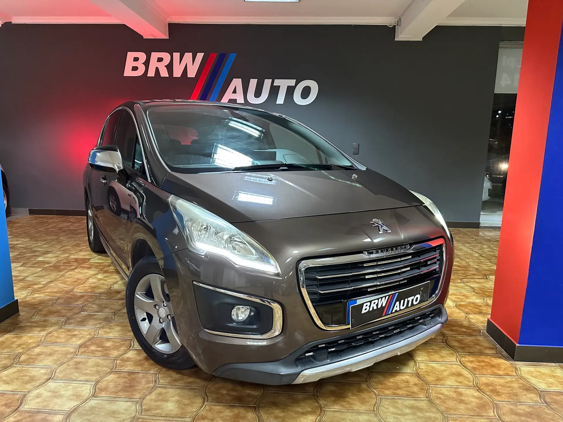 Peugeot 3008 2.0 HDi Hybrid4 6