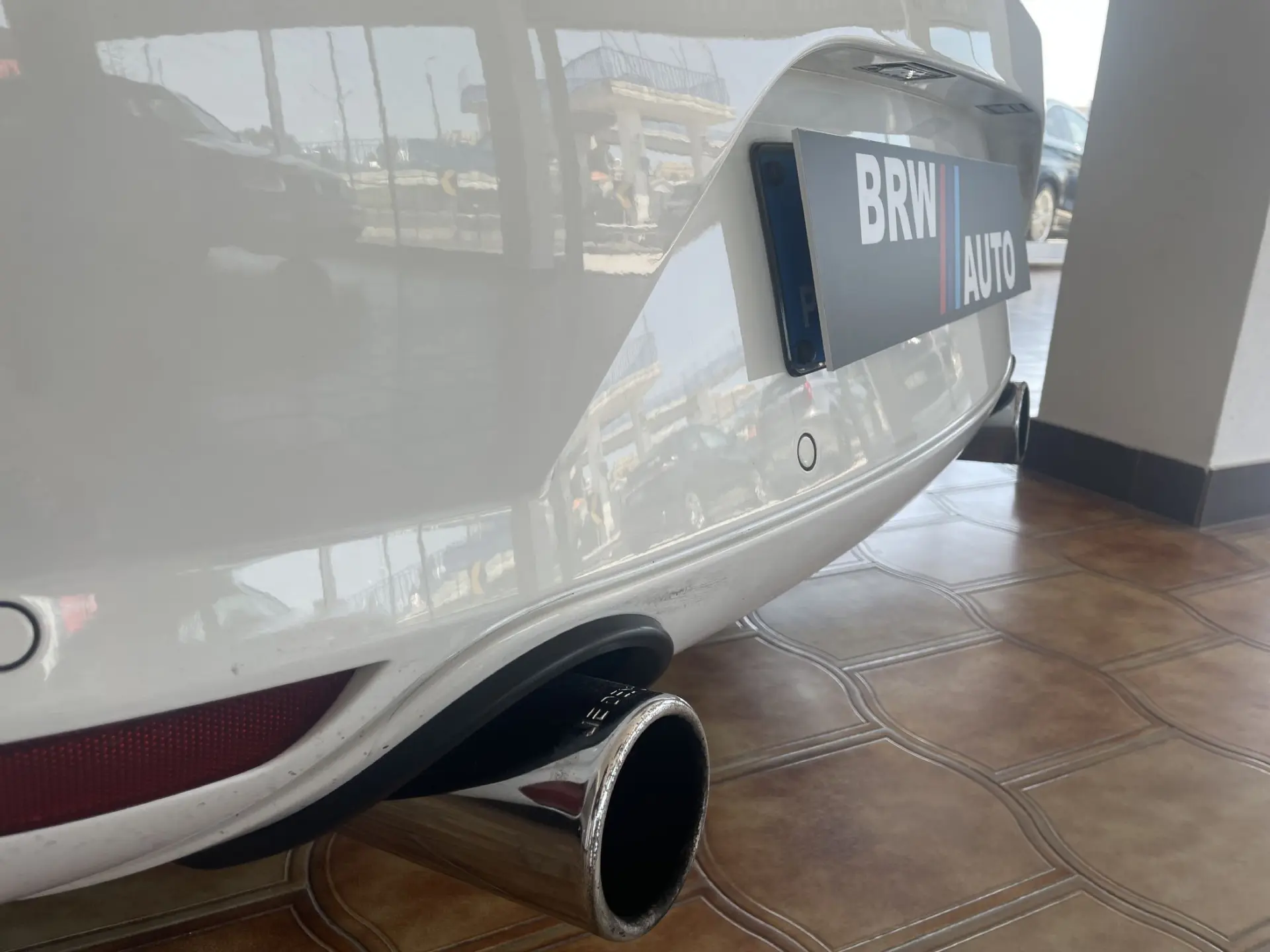 SEAT Leon 1.6 TDi Ecomotive Style by Seat Sport 9