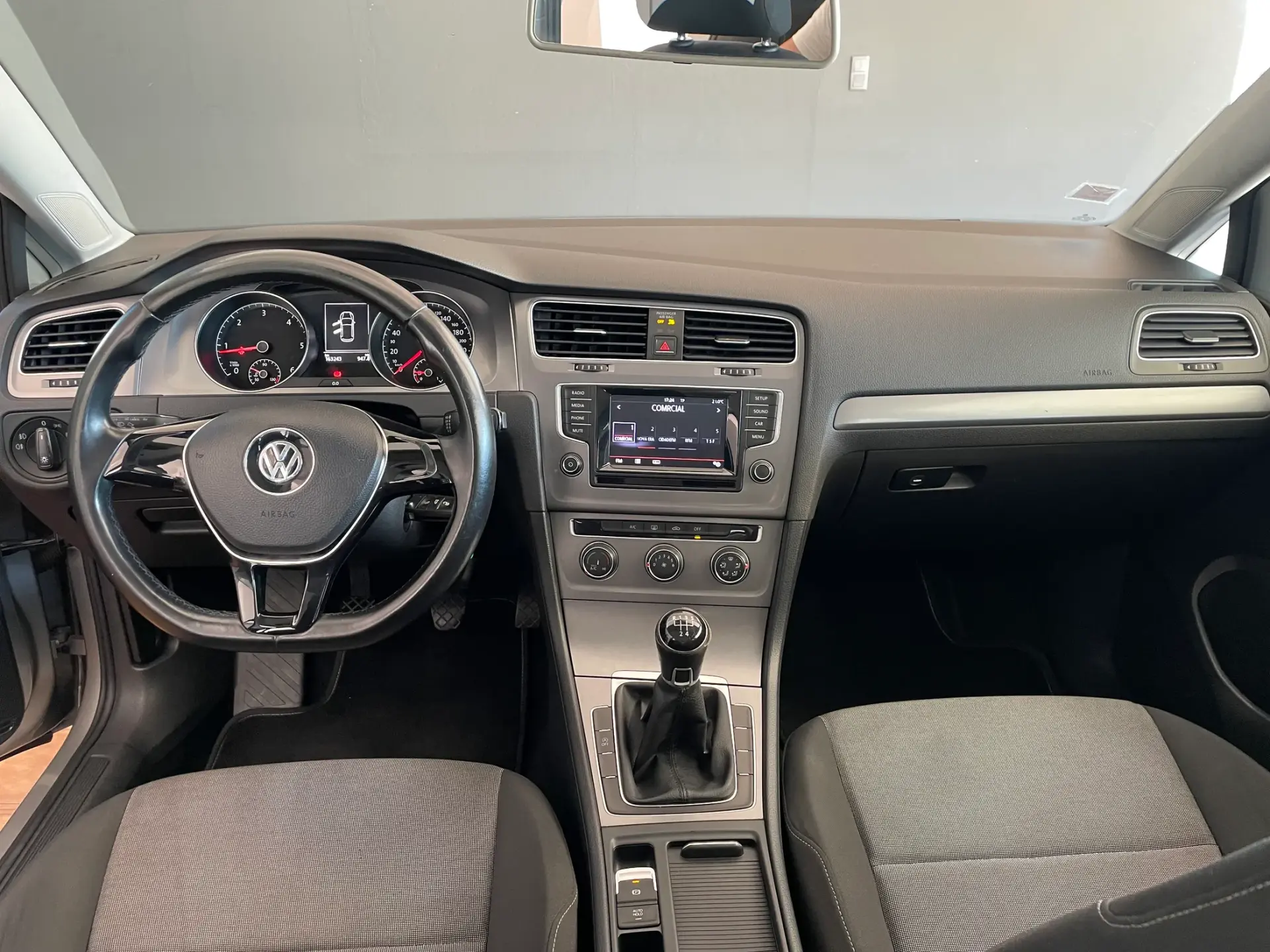 Volkswagen Golf 1.6 TDi Highline 18