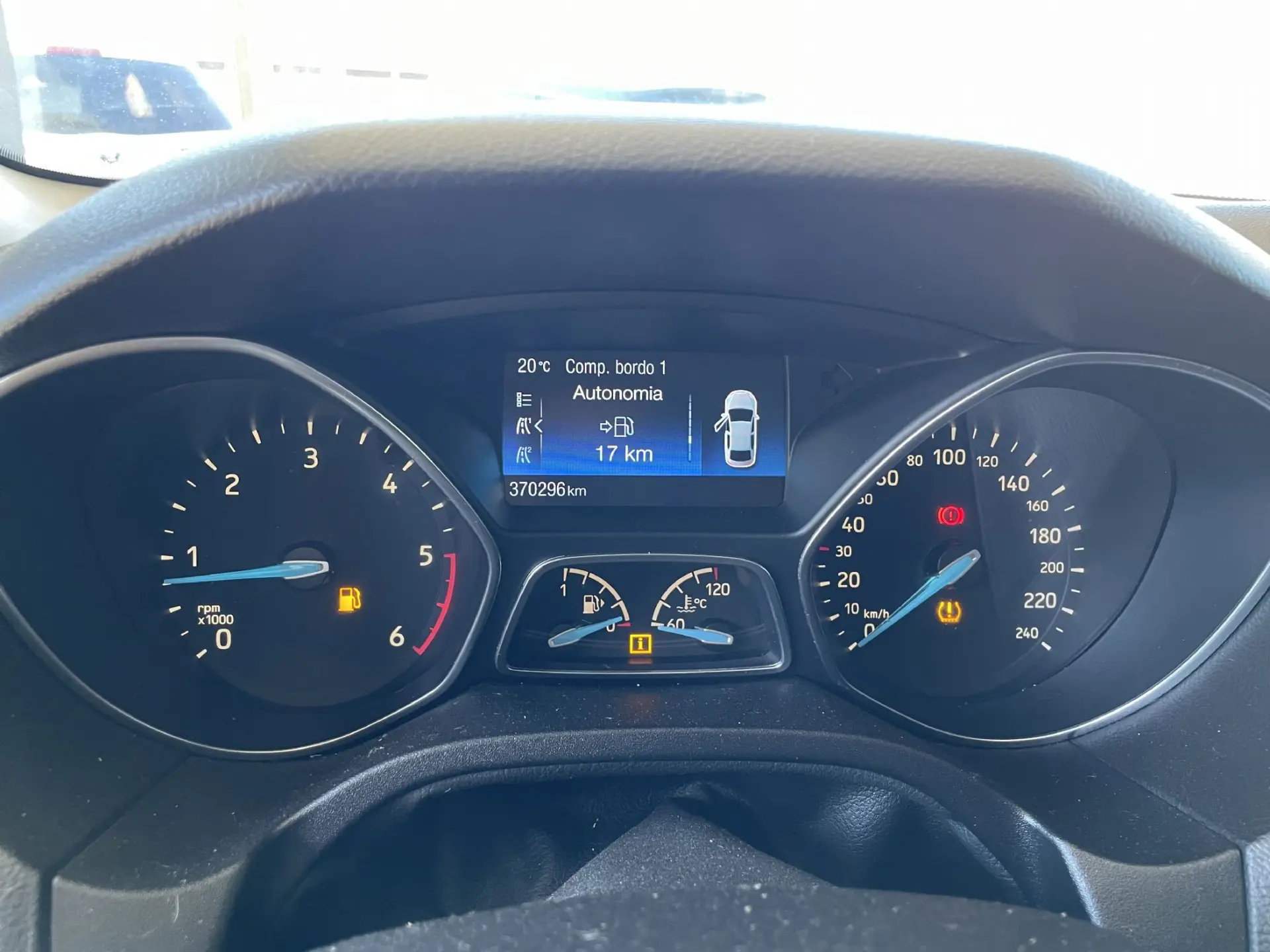 Ford Focus SW 1.5 TDCi Titanium 23