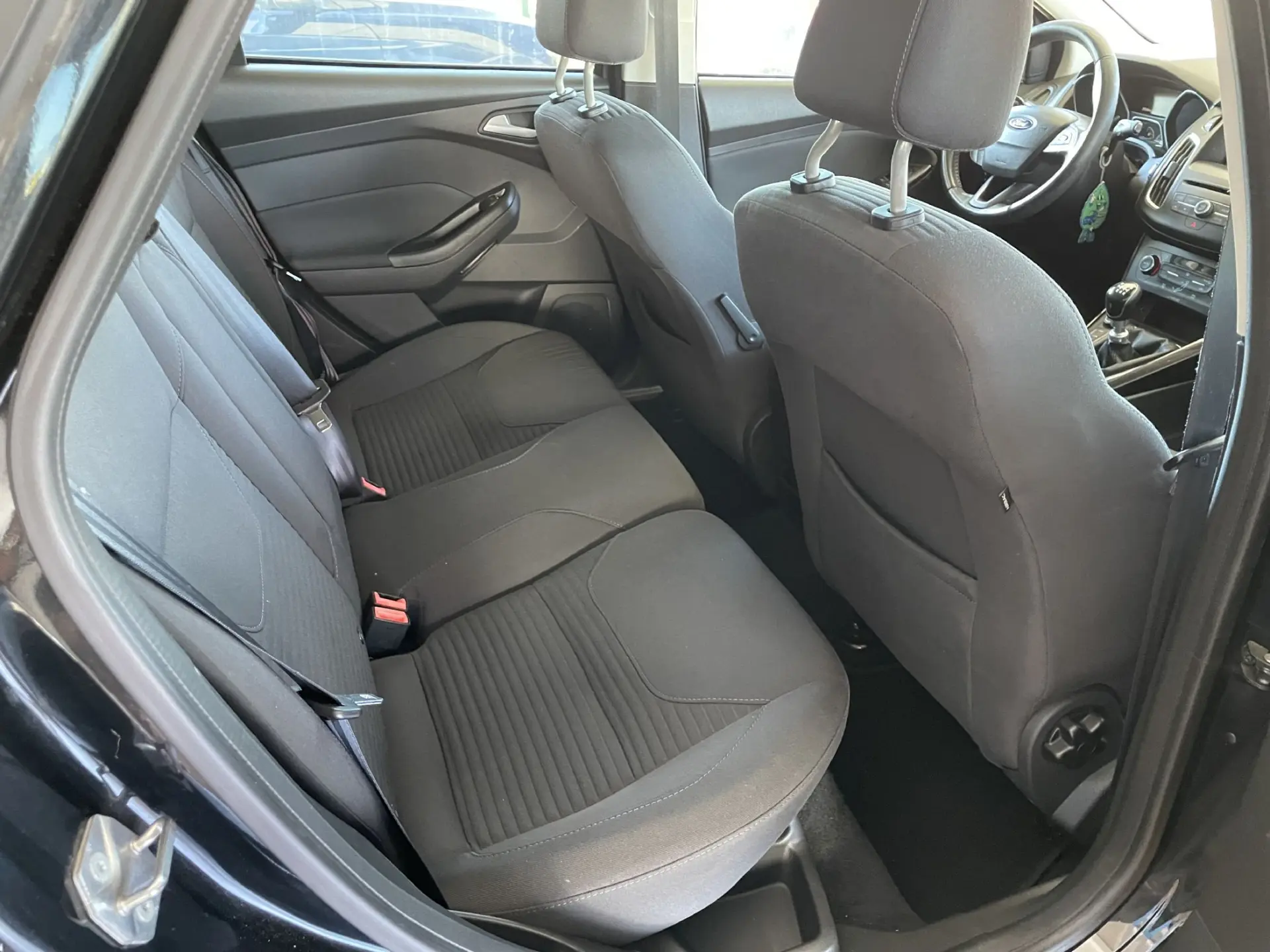 Ford Focus SW 1.5 TDCi Titanium 24