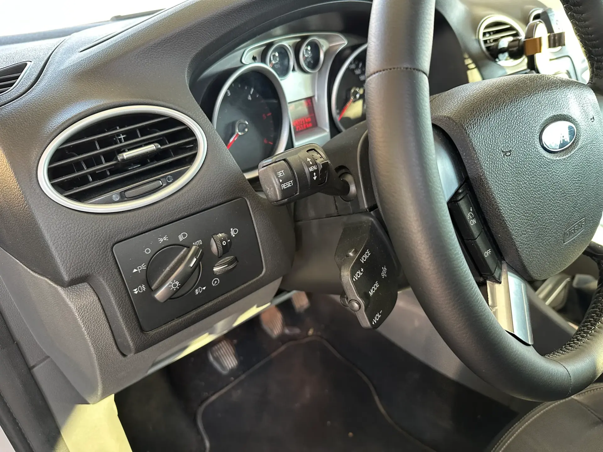 Ford Focus SW 1.6 TDCi Titanium 7