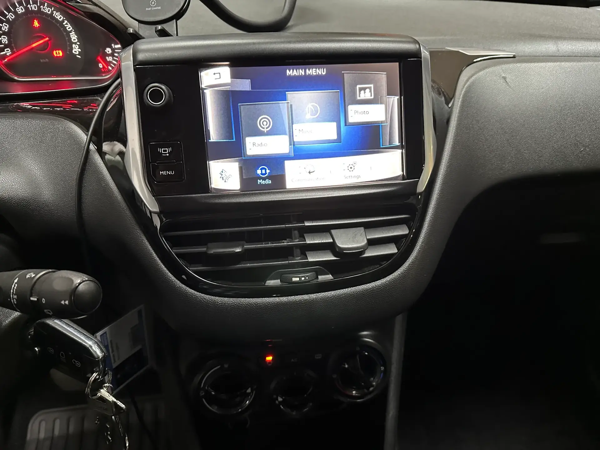 Peugeot 208 1.4 HDI Active 11