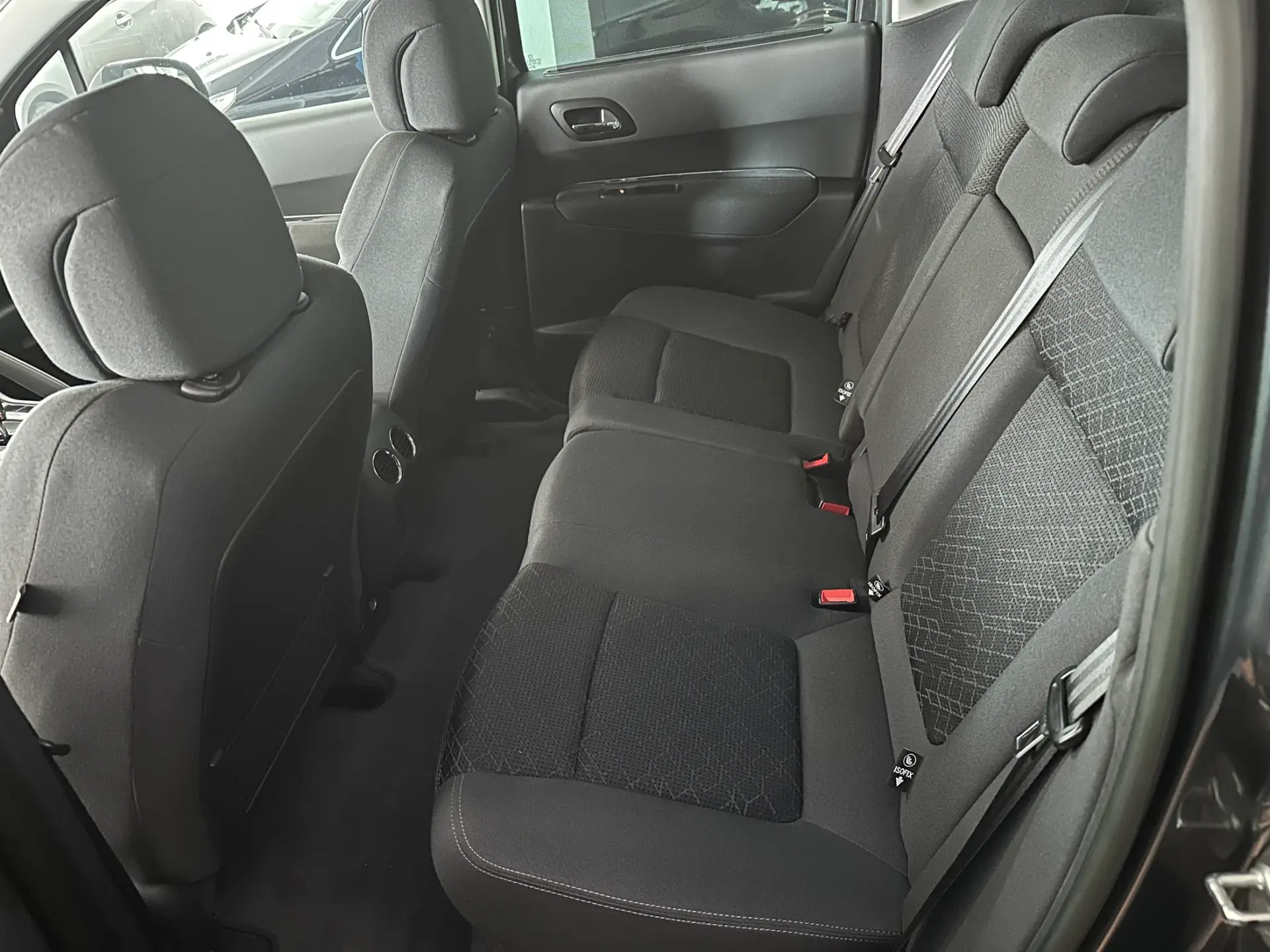 Peugeot 3008 1.6 e-HDi Style 2-Tronic 19