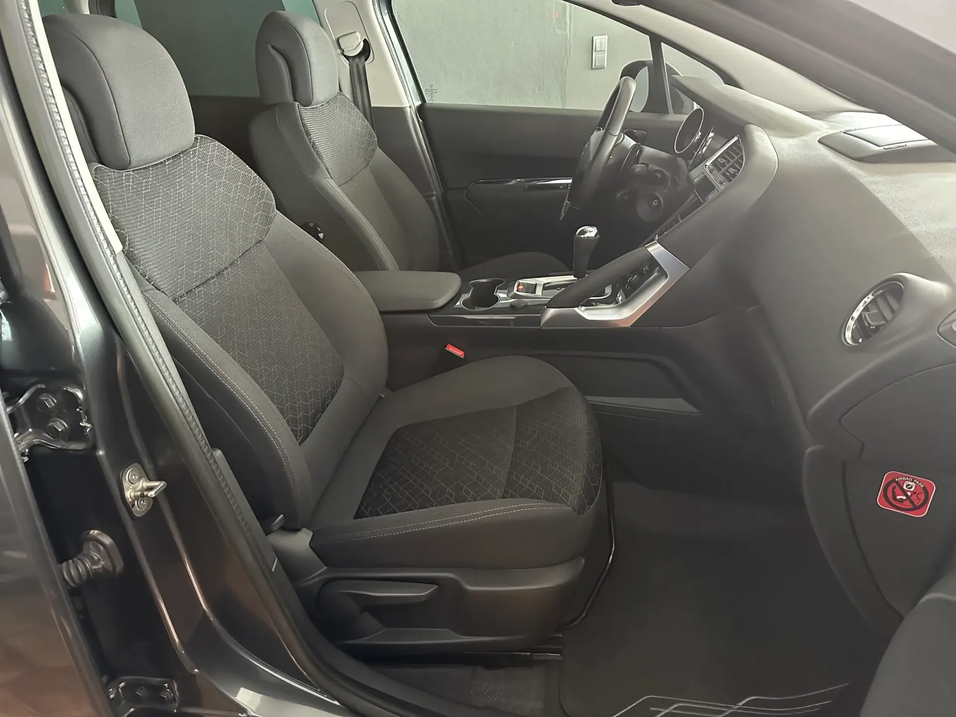 Peugeot 3008 1.6 e-HDi Style 2-Tronic 26