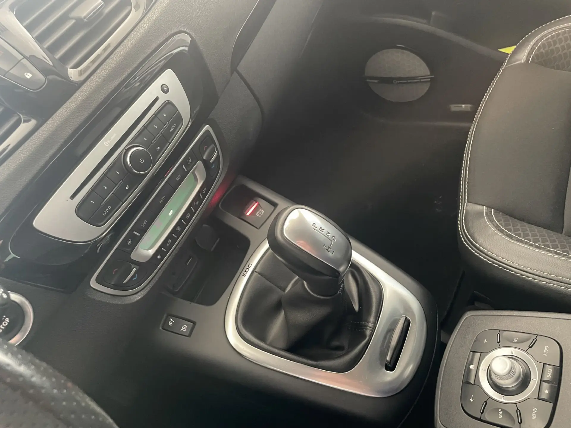 Renault Grand Scénic 1.5 dCi Bose Edition EDC SS 16