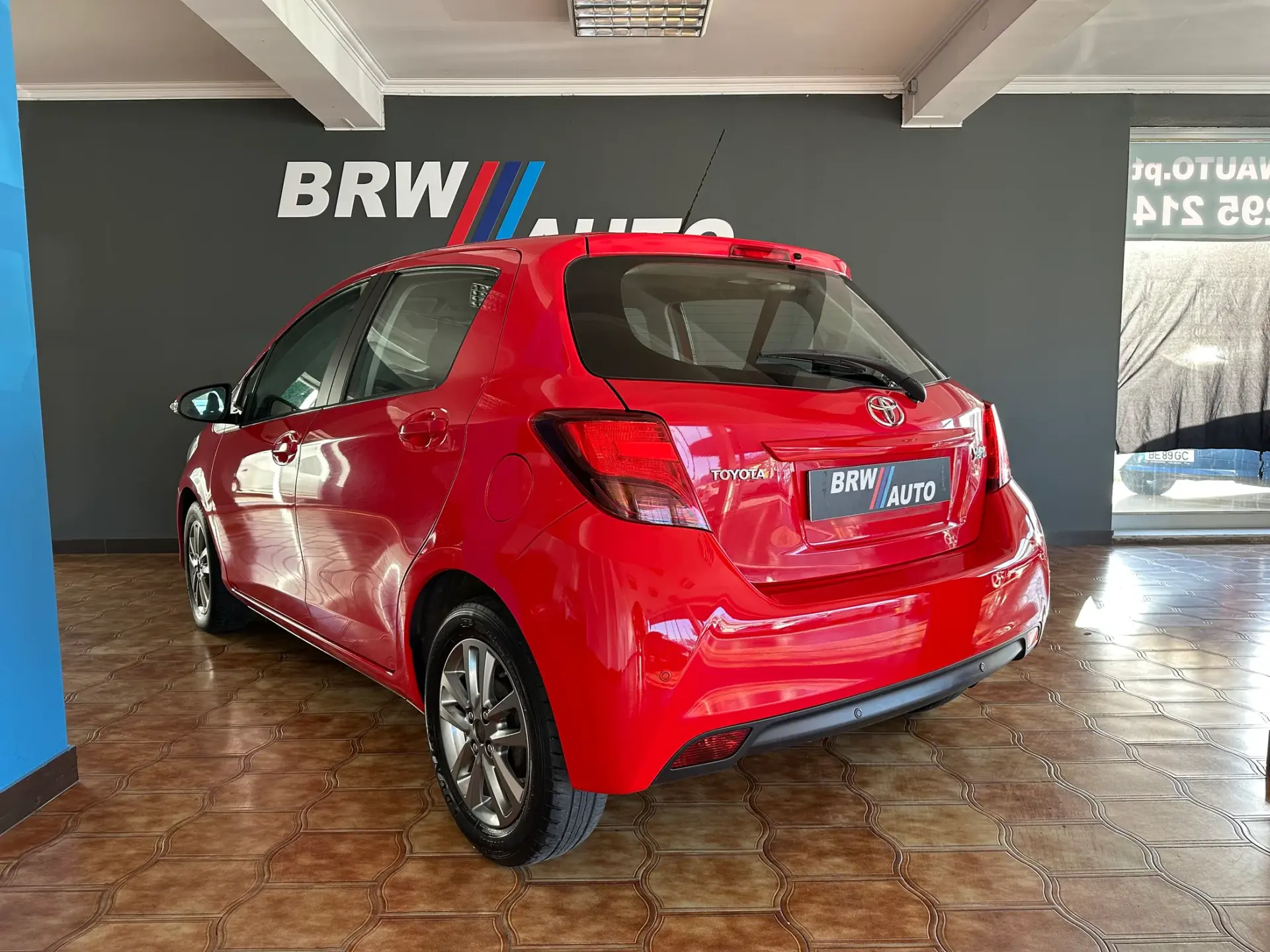 Toyota Yaris 1.0 VVT-i Comfort 3