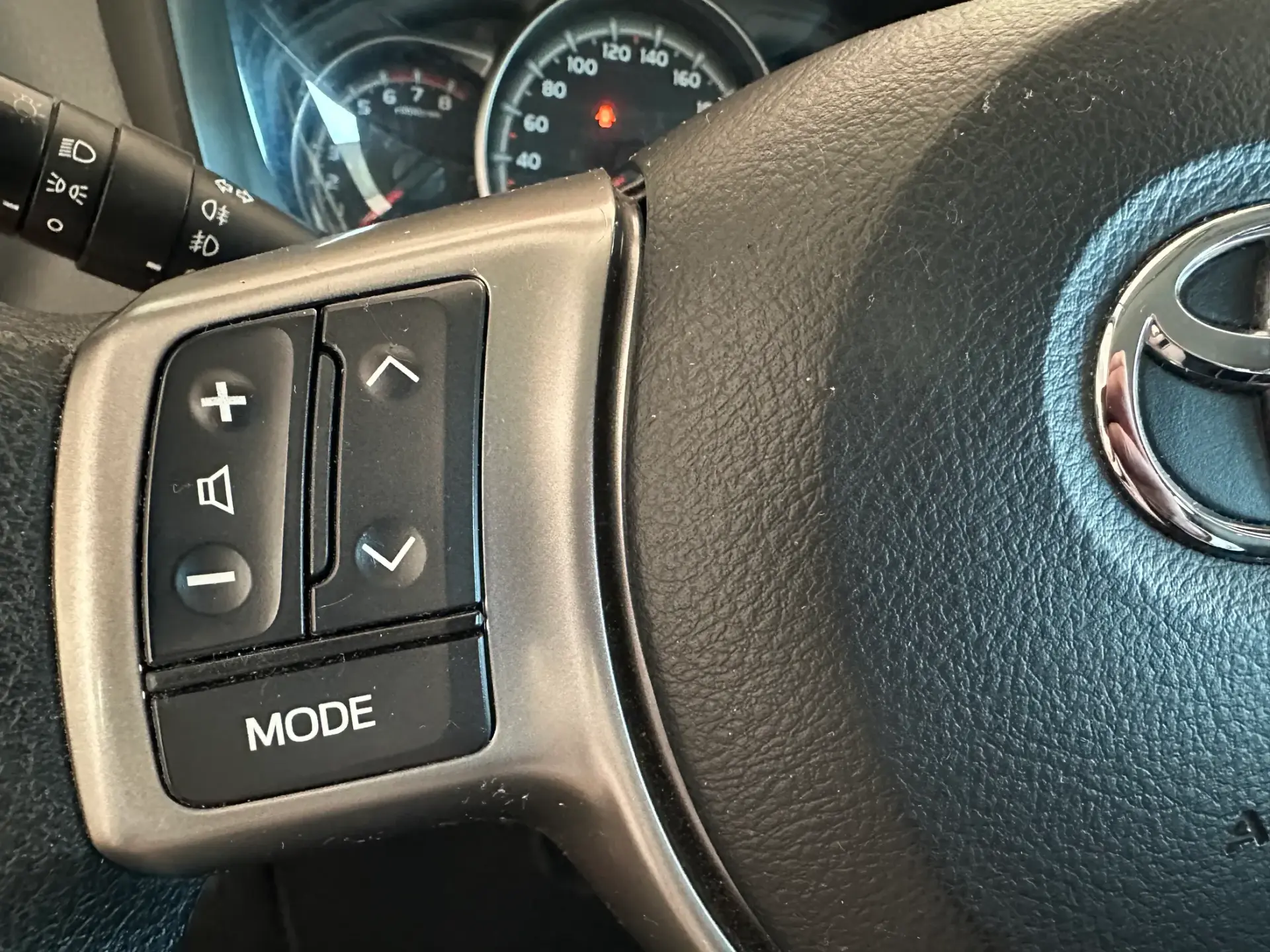 Toyota Yaris 1.0 VVT-i Comfort 16