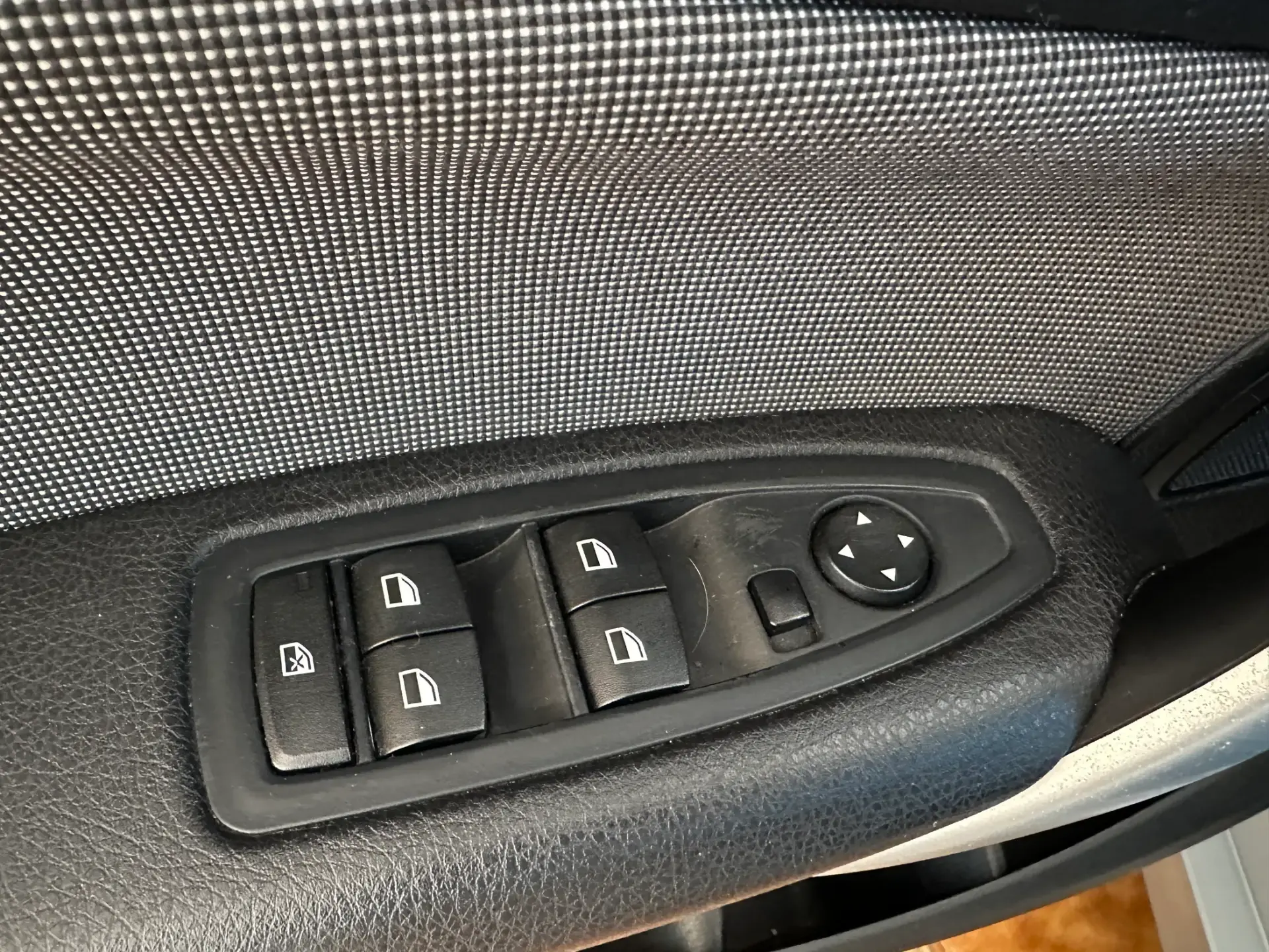 BMW 116 d EfficientDynamics Line Urban 10