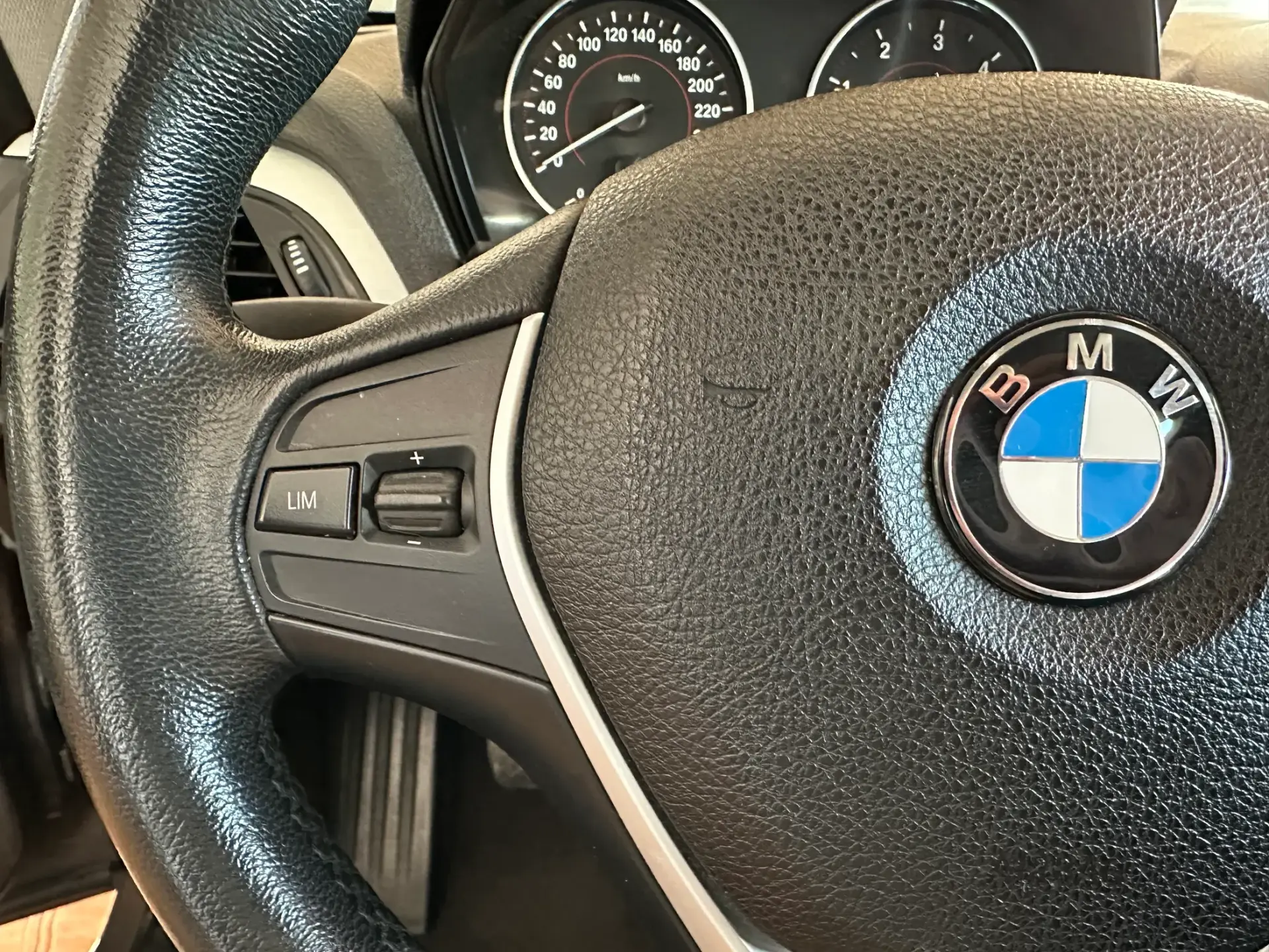 BMW 116 d EDynamics Sport 12