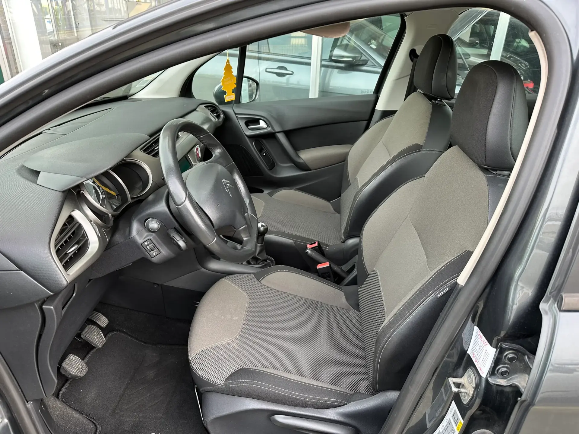 Citroen C3 1.2 VTi Seduction 9
