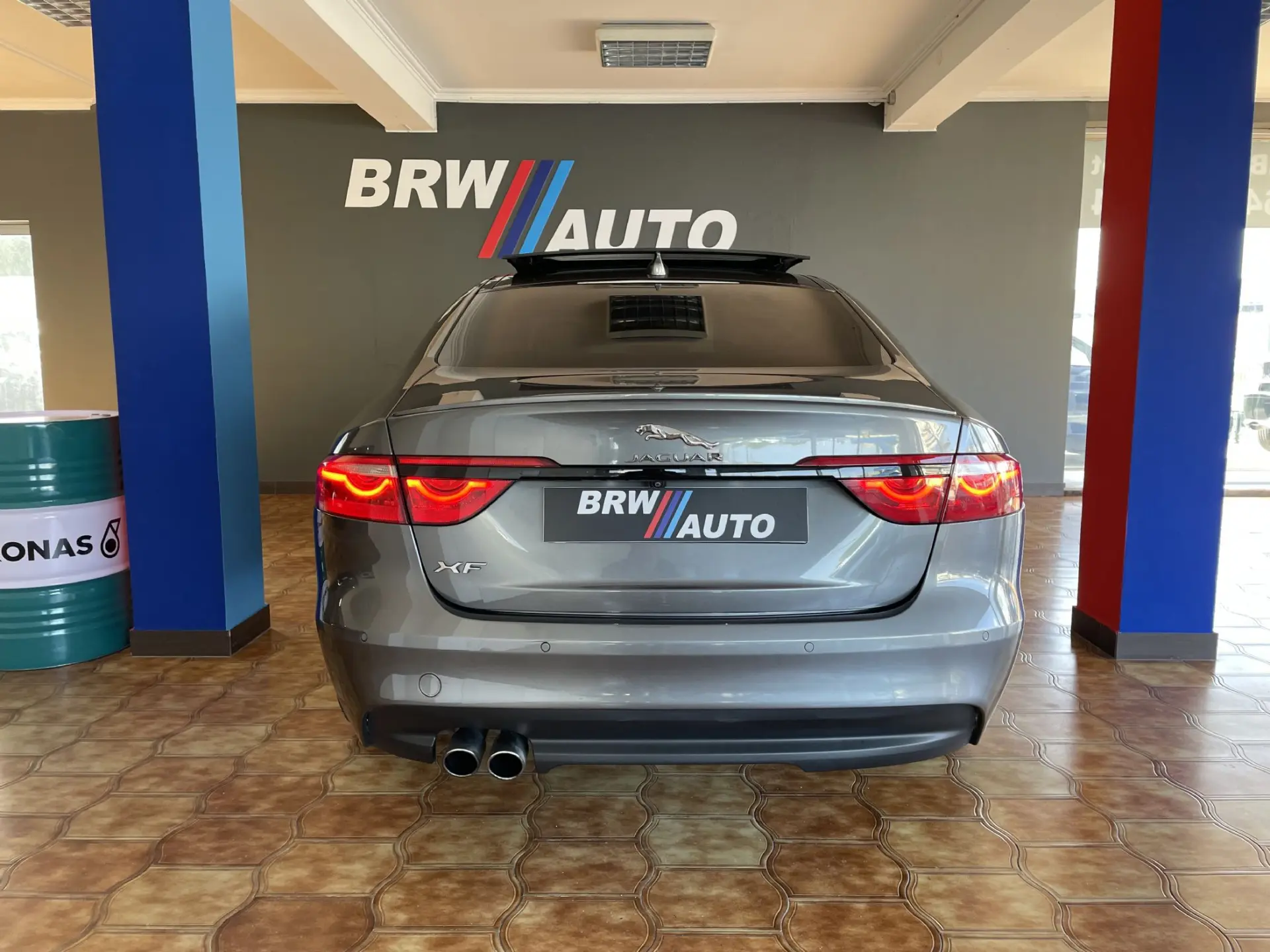 Jaguar XF 2.0 D R-Sport Aut. 4