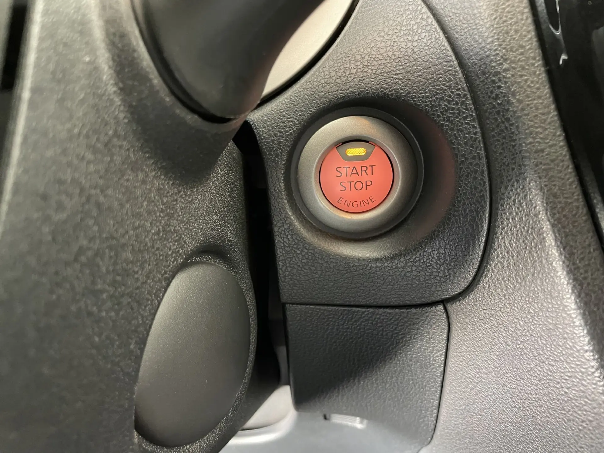 Nissan Juke 1.5 dCi Tekna Pack Exterior 2 Black Tokyo 12