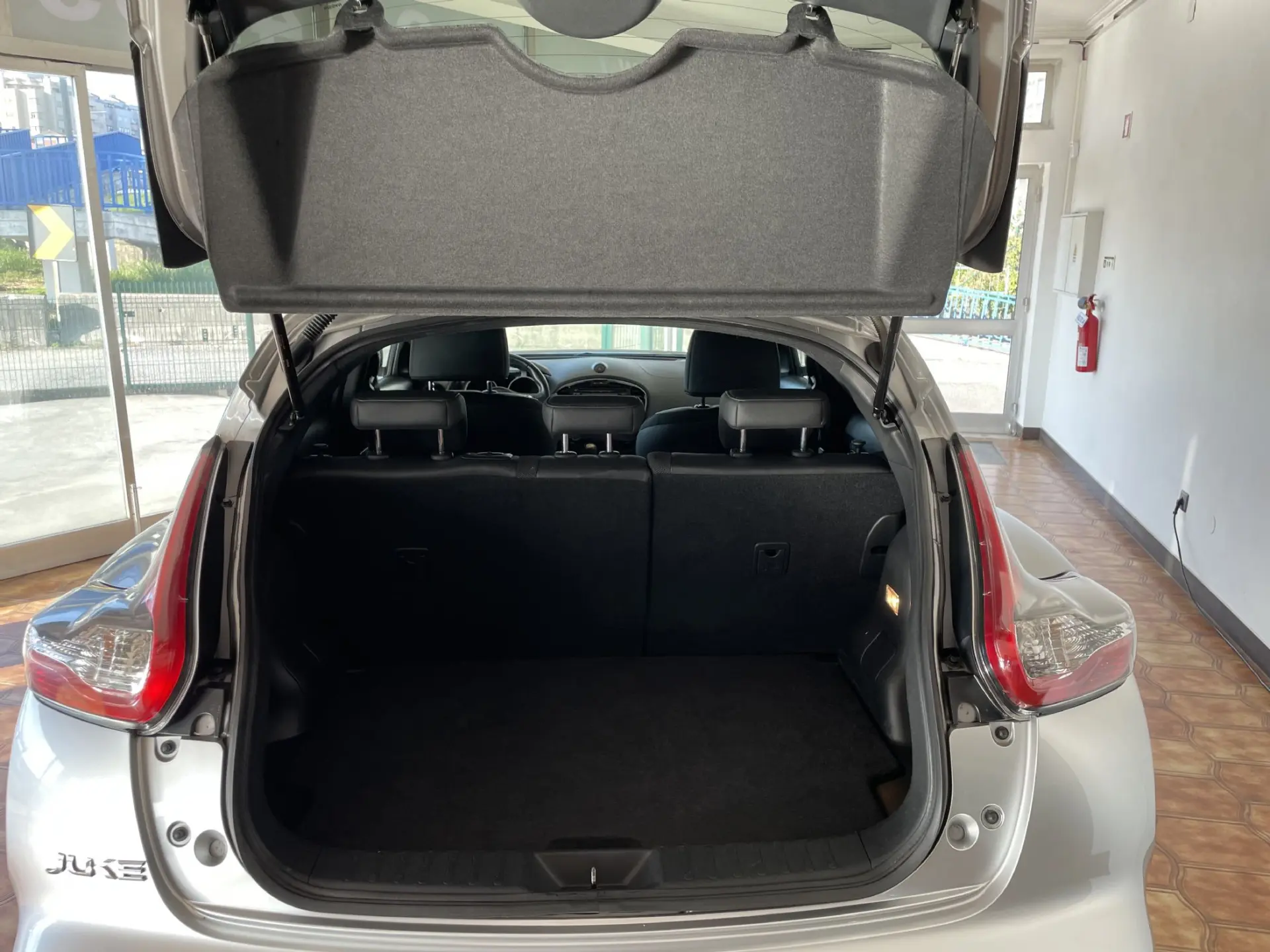 Nissan Juke 1.5 dCi Tekna Pack Exterior 2 Black Tokyo 30