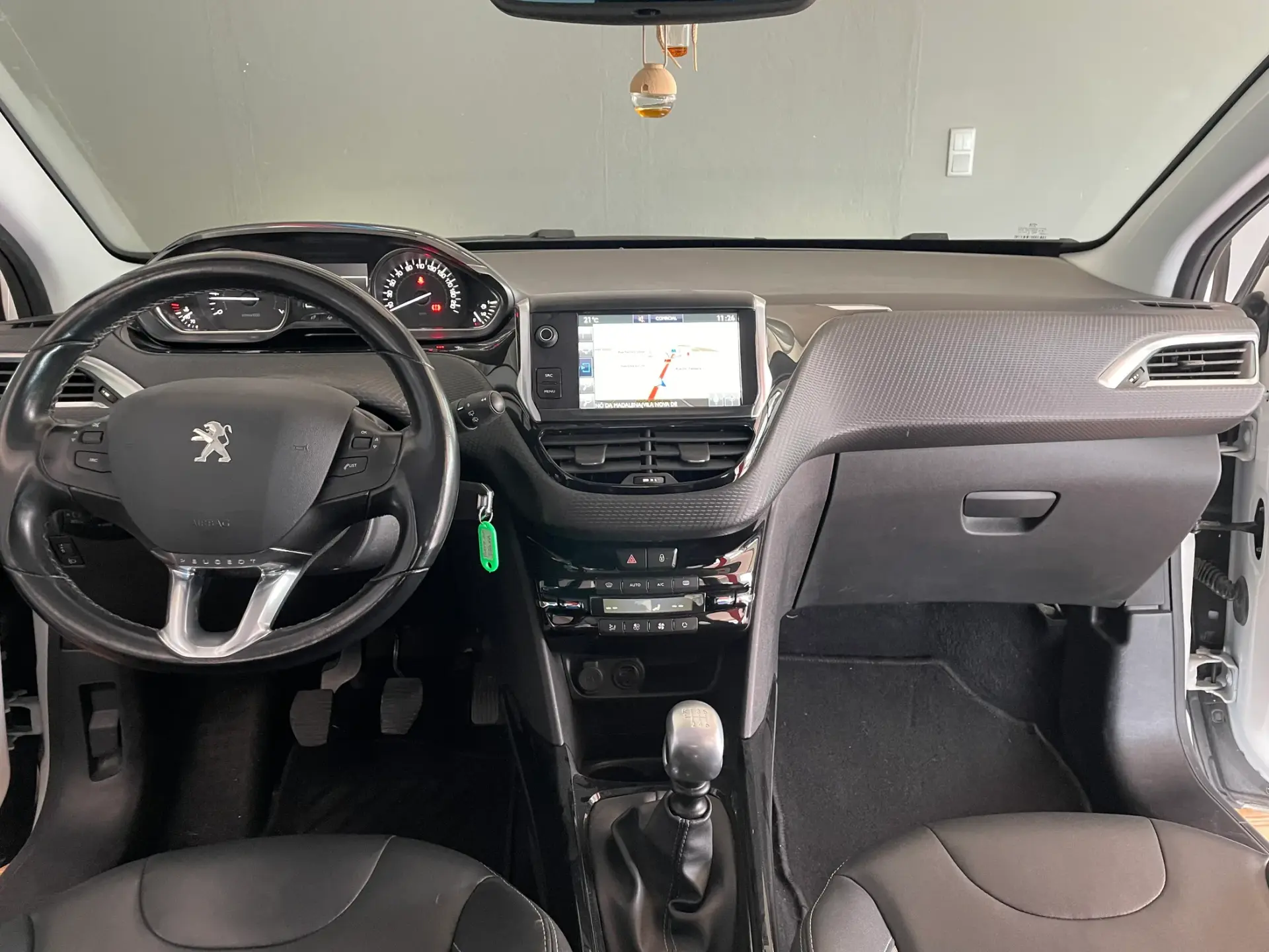 Peugeot 2008 1.2 PureTech Crossway 19