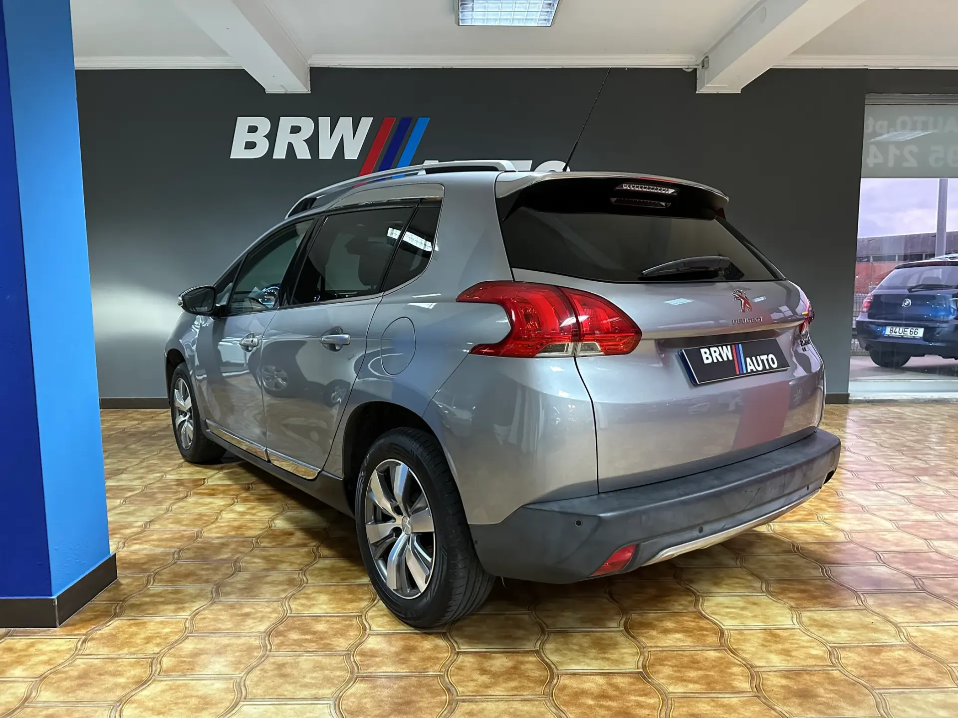 Peugeot 2008 1.2 PureTech Style 3
