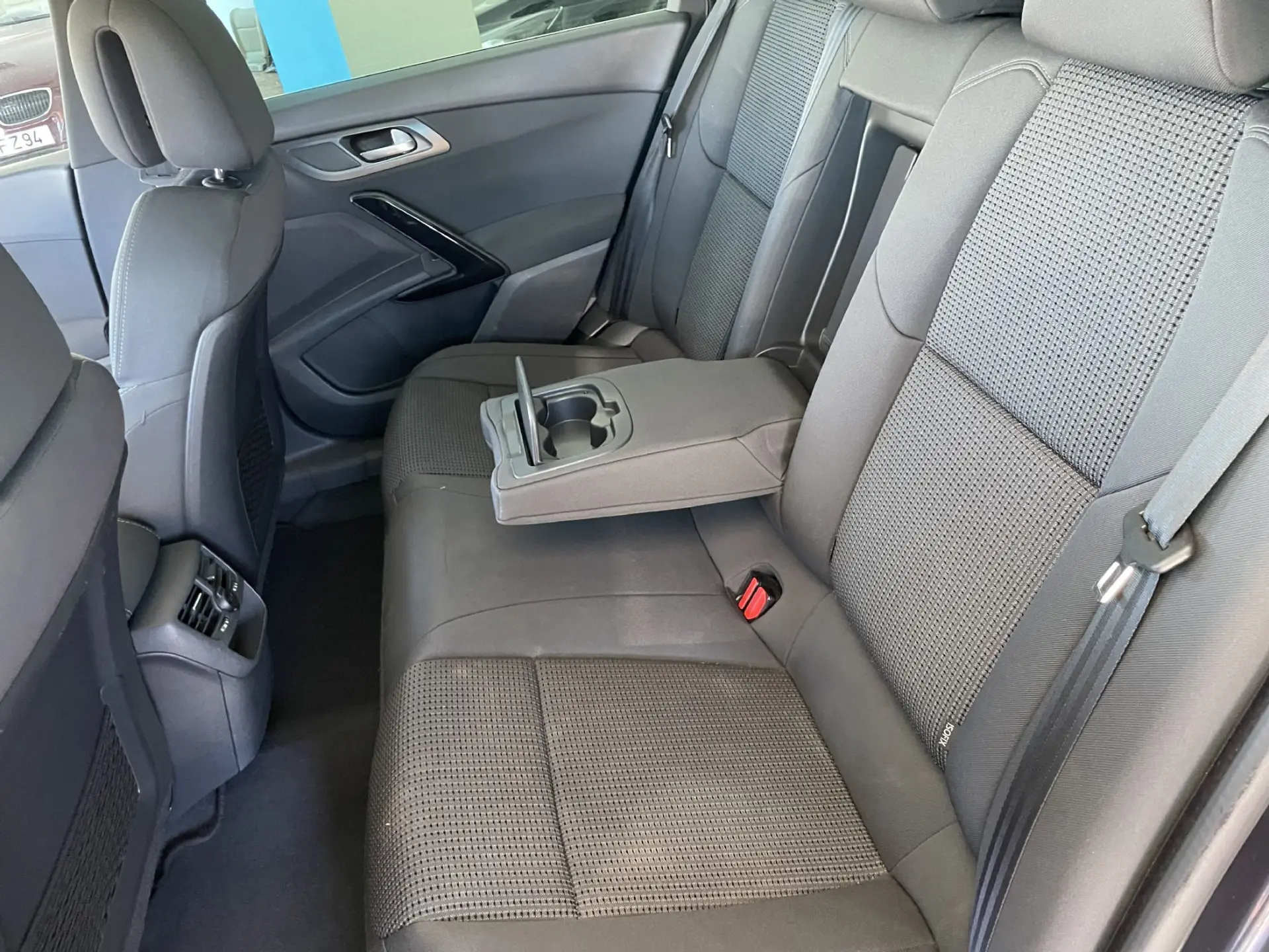 Peugeot 508 SW 1.6 e-HDi Allure 2-Tronic J18 16