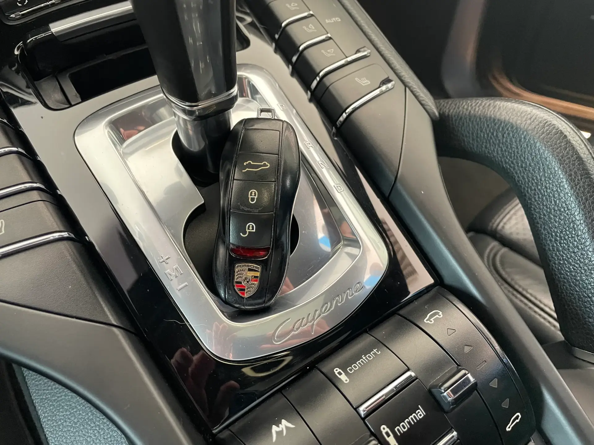 Porsche Cayenne Tiptronic 16