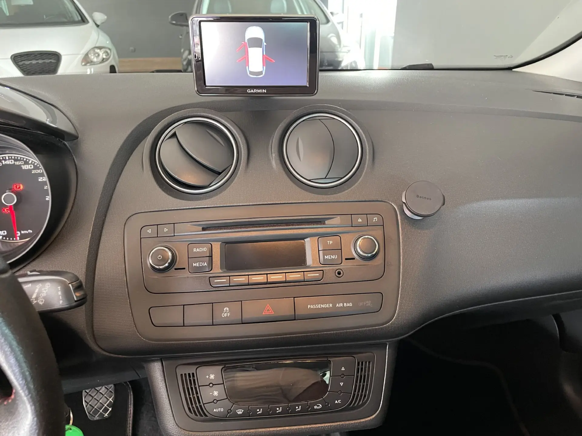 SEAT Ibiza ST 1.2 TSi FR 13