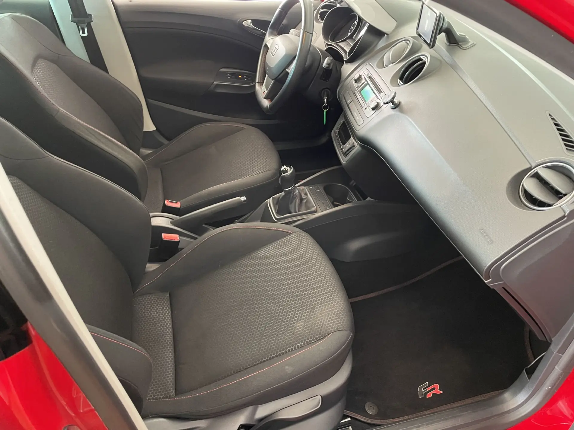 SEAT Ibiza ST 1.2 TSi FR 29