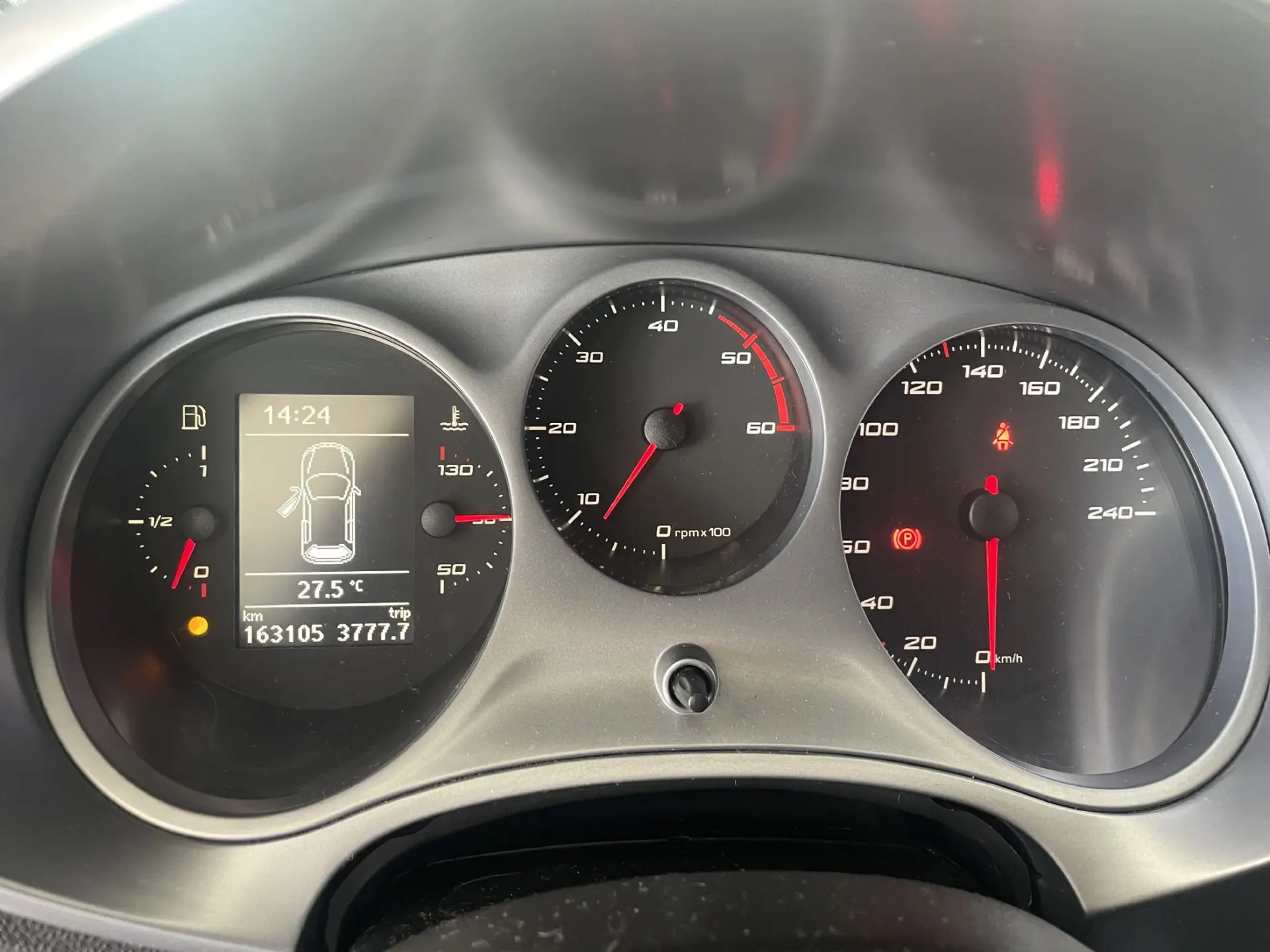 SEAT Leon 1.6 TDi Ecomotive Style by Seat Sport 21