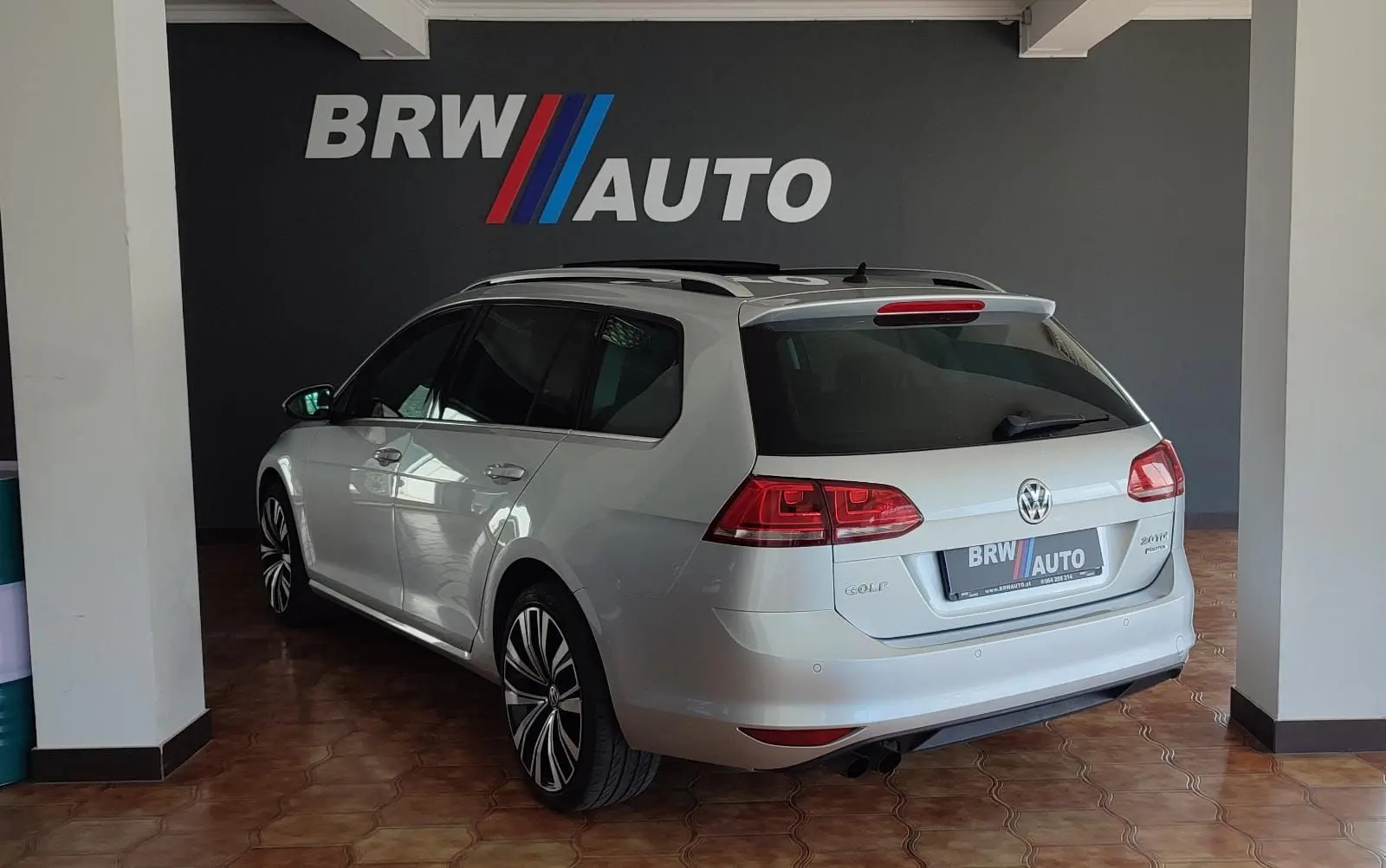 Volkswagen Golf Variant 2.0 TDi Highline 108g 3