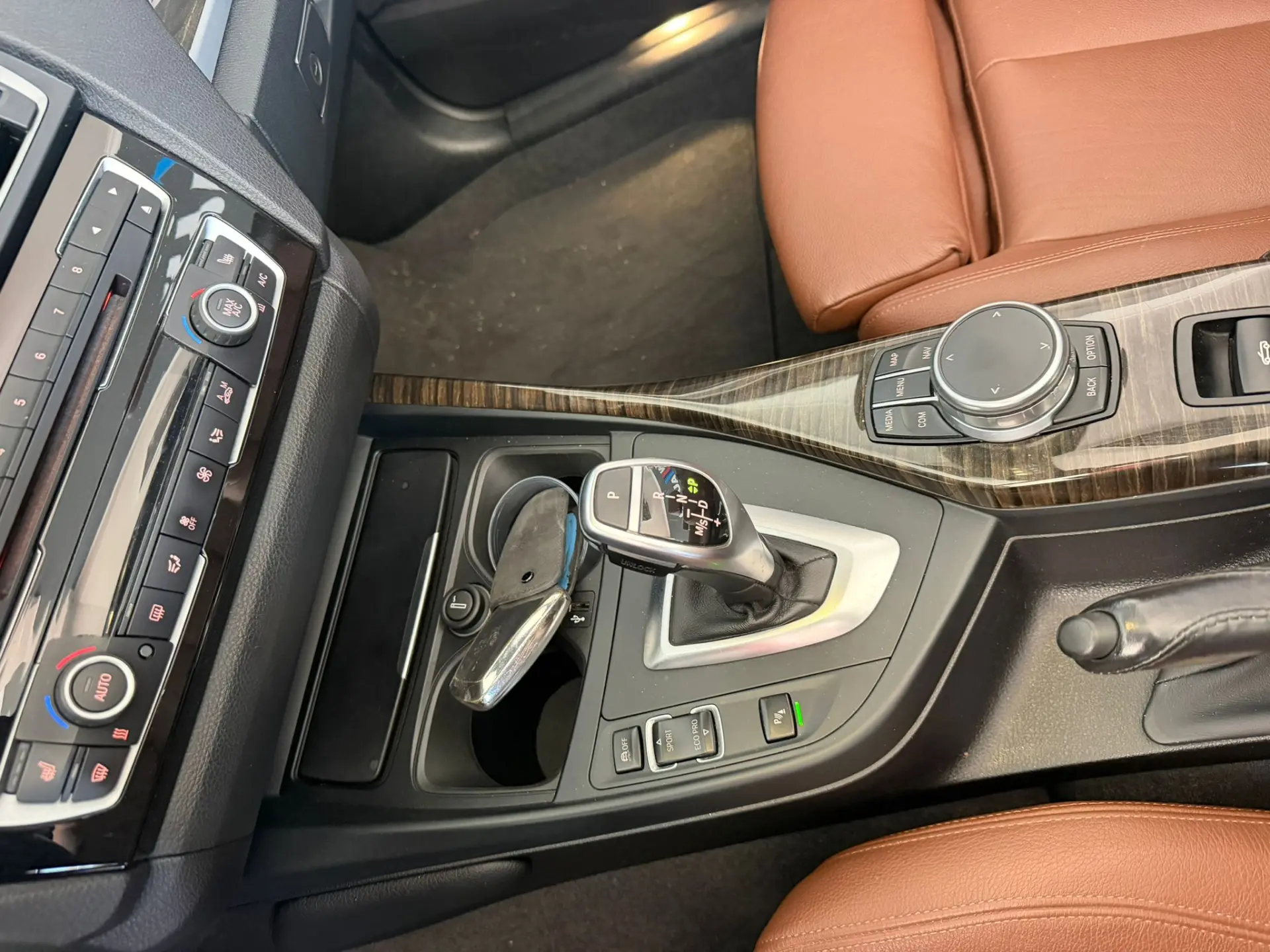 BMW M240i xDrive Sport-Aut. 50