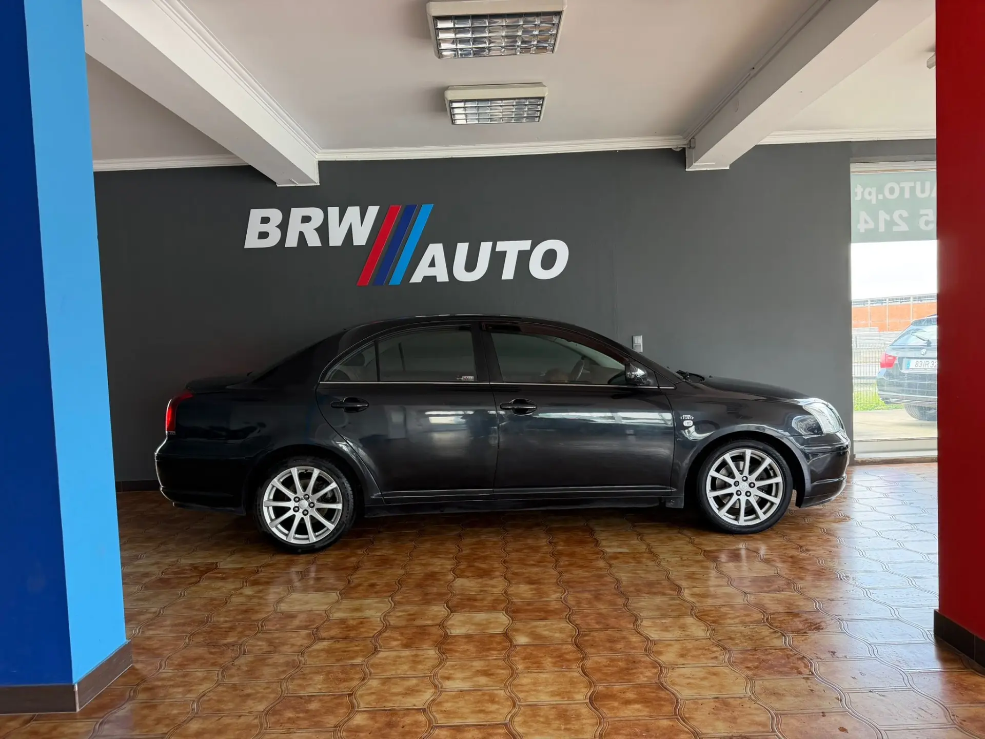 Toyota Avensis LB 2.0 D-4D Sol 5
