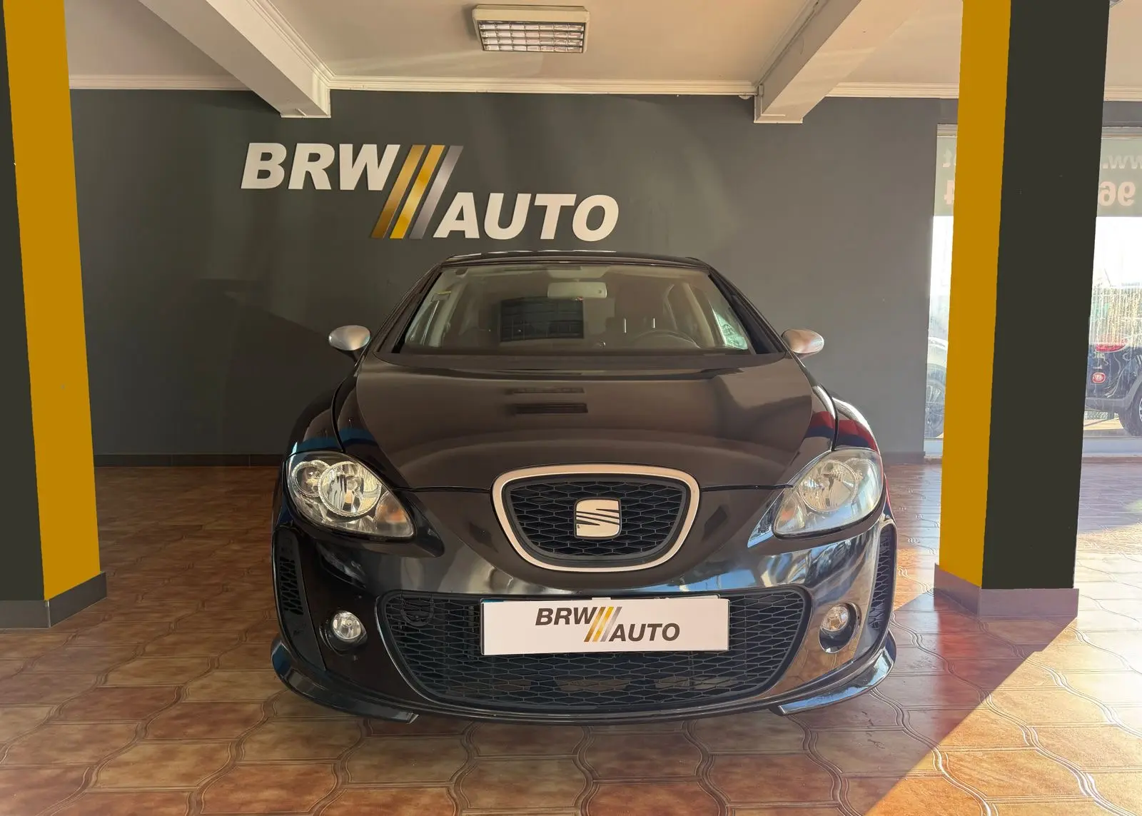 SEAT Leon 1.4 TSi Linea R 7