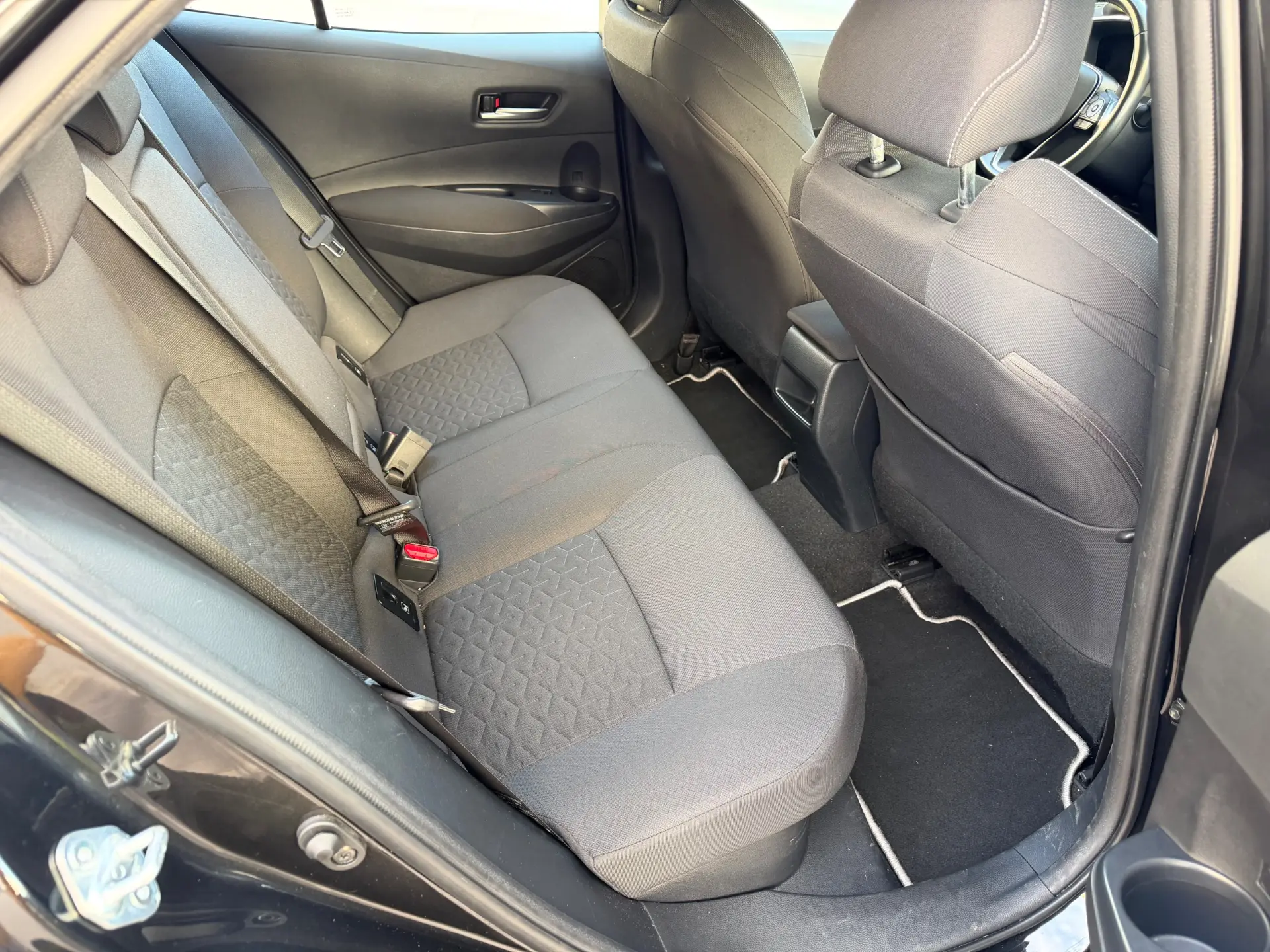 Toyota Corolla 1.8 Hybrid Exclusive 18