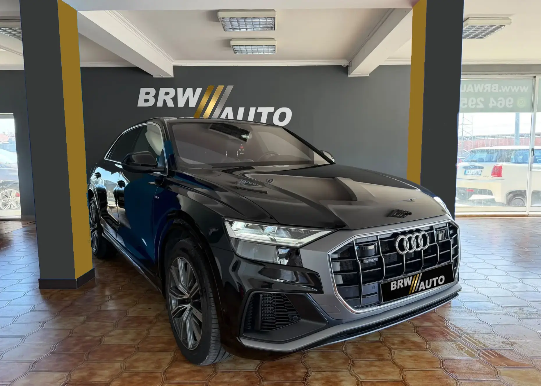 Audi Q8 55 TFSIe quattro Tiptronic 2