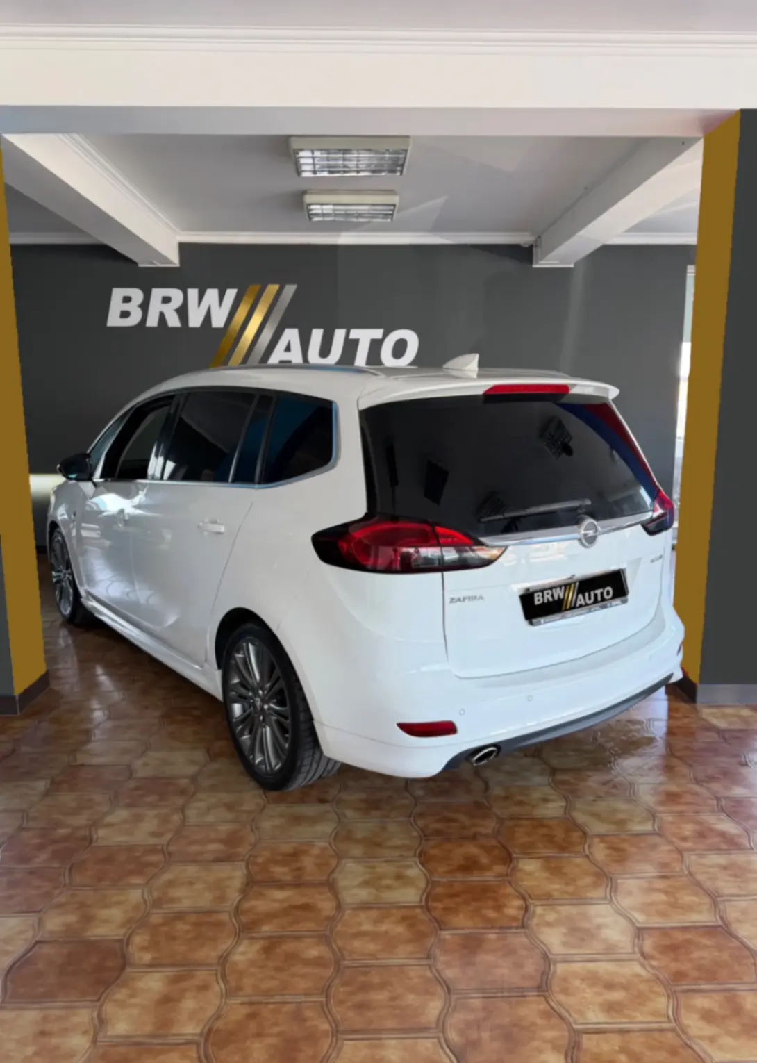 Opel Zafira 2.0 CDTI OPC Line S/S 2