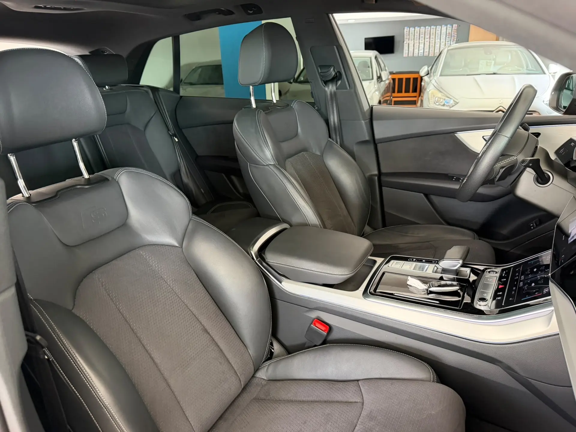 Audi Q8 55 TFSIe quattro Tiptronic 20