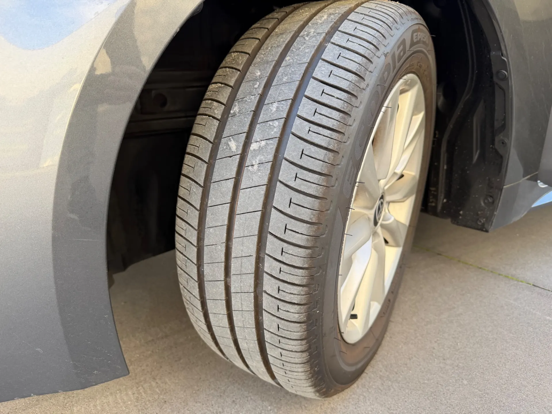 Toyota Corolla 1.8 Hybrid Exclusive 16