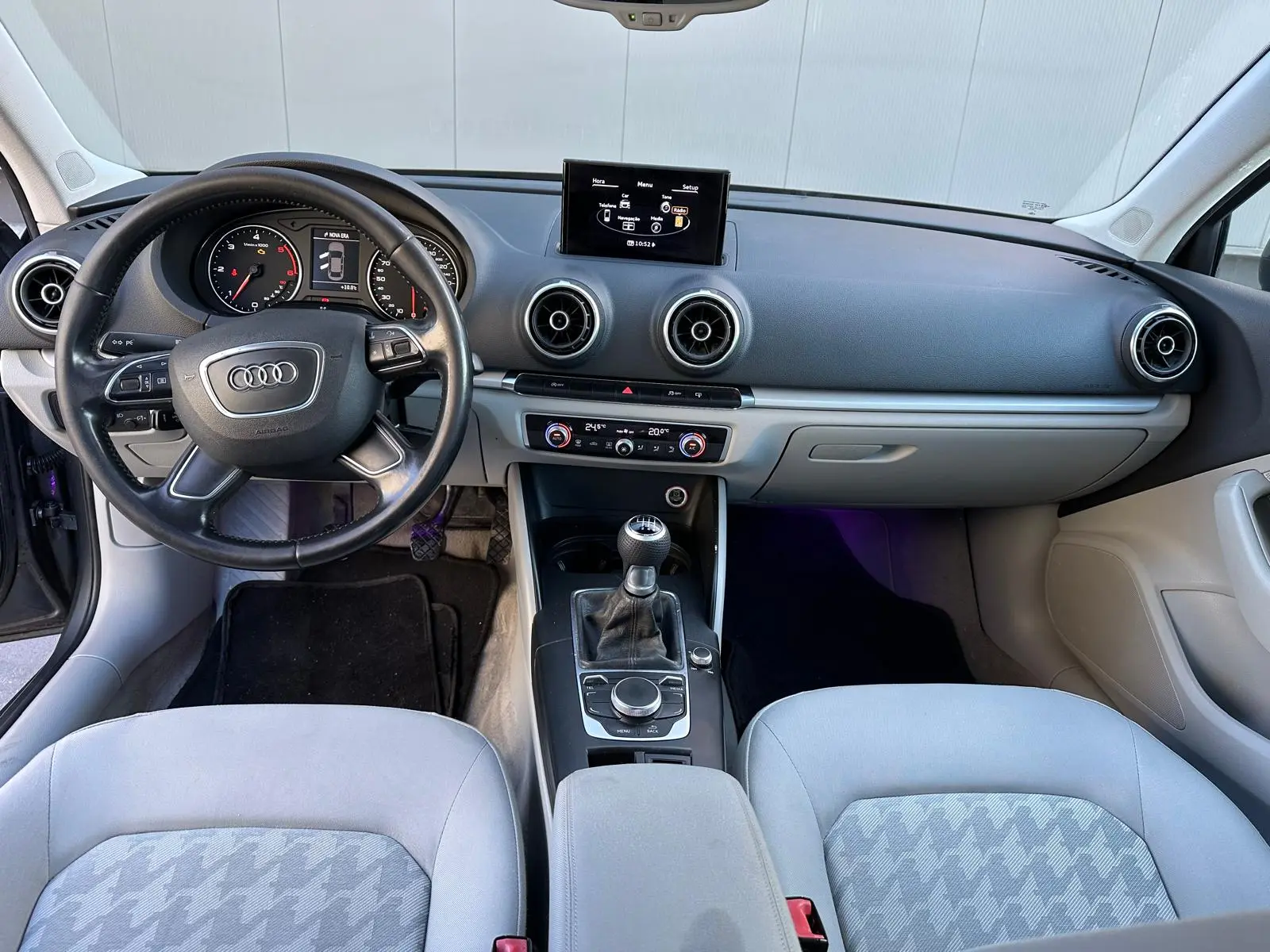 Audi A3 Limousine 1.6 TDI Advance 14