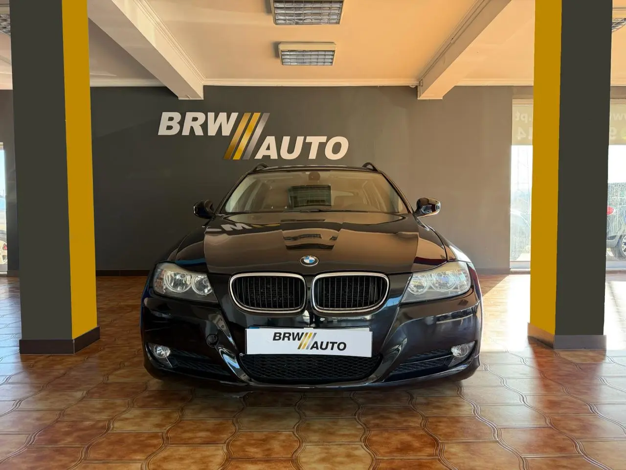 BMW 318 d Touring Navigation 7