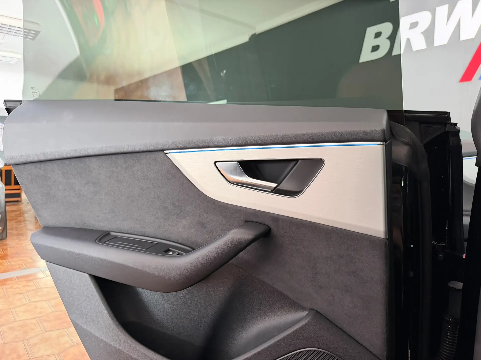 Audi Q8 55 TFSIe quattro Tiptronic 26