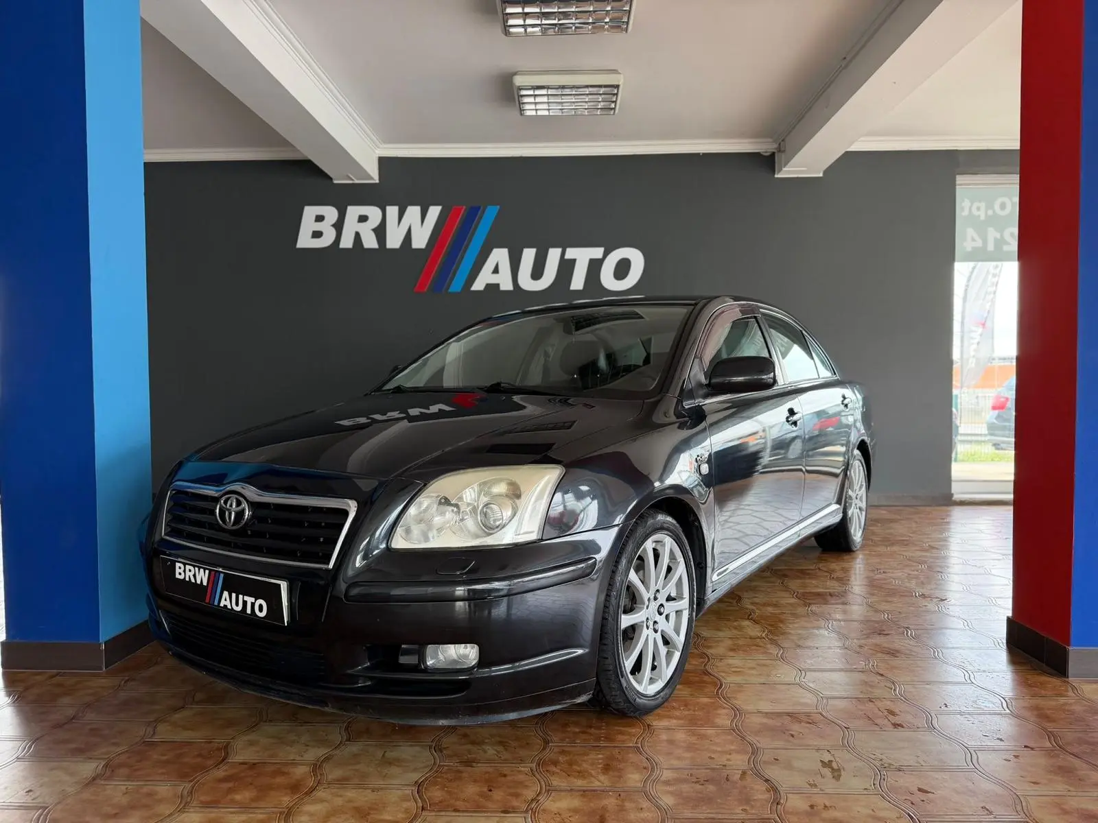 Toyota Avensis LB 2.0 D-4D Sol 1