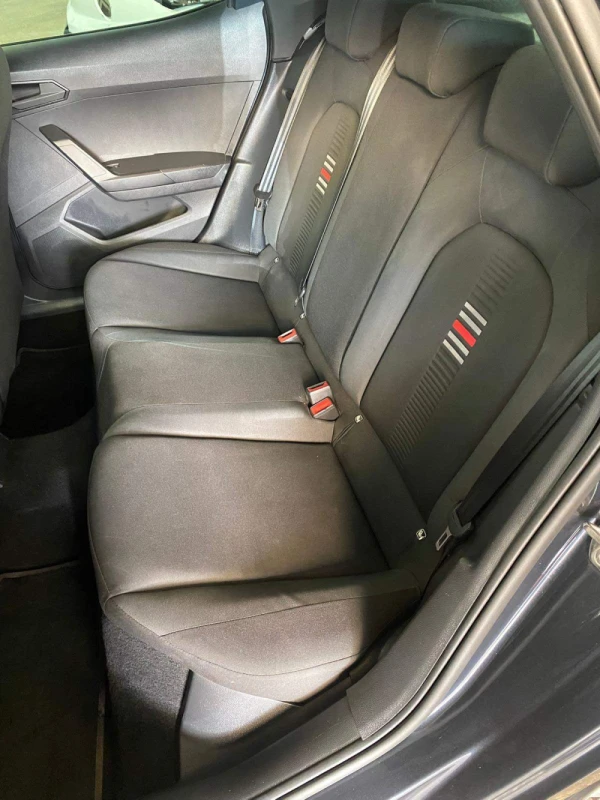 SEAT Ibiza FR 1.0 14