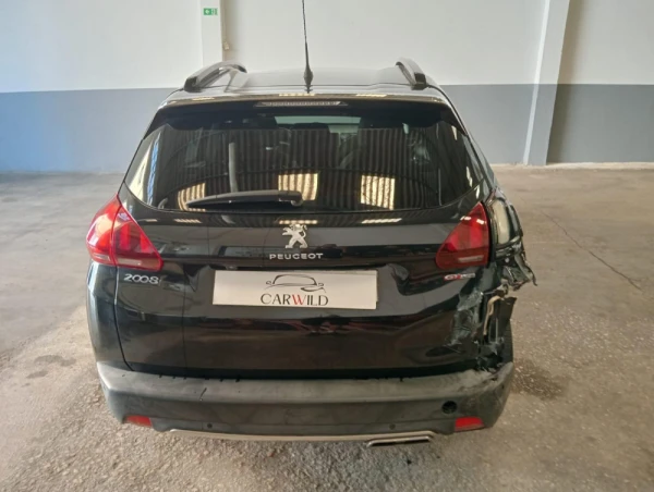 Peugeot 2008 null 6