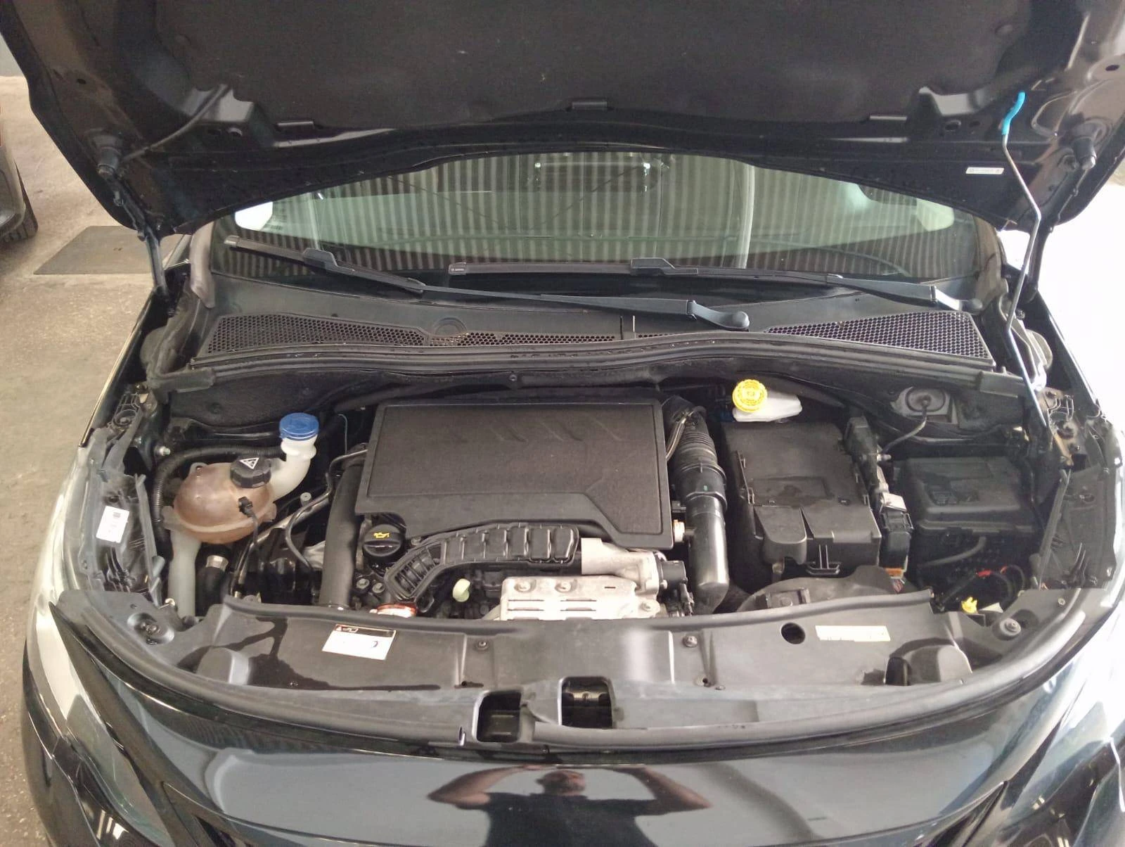 Peugeot 2008 null 13