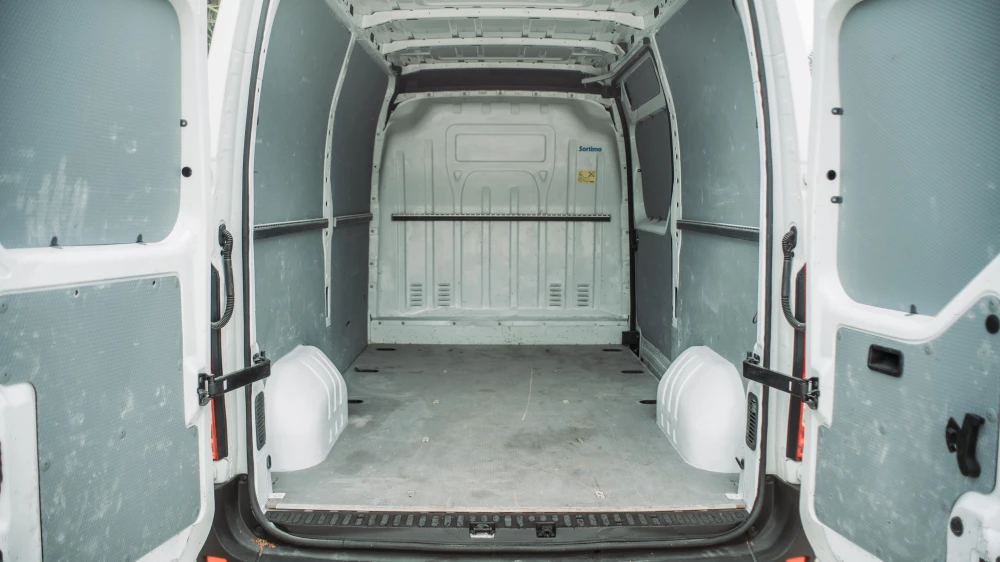Renault Master 2.3 DCI L2H2 13