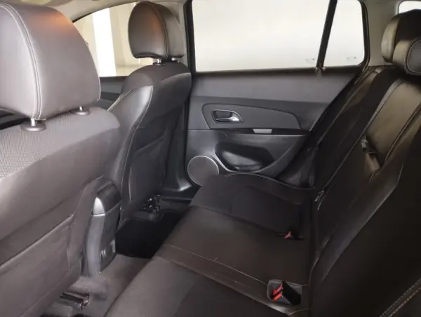 Chevrolet Cruze SW 1.7 VCDi LT 14