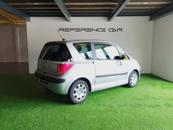 Peugeot 1007 1.4 HDI Trendy 2