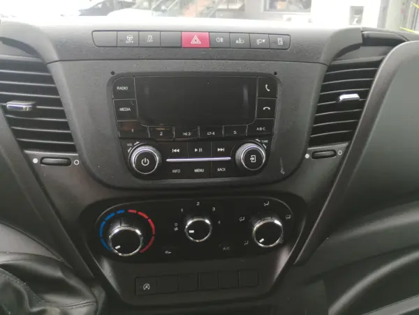 Iveco Daily 35S12V 17