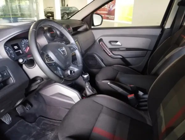 Dacia Duster 1.3 TCe 130 13